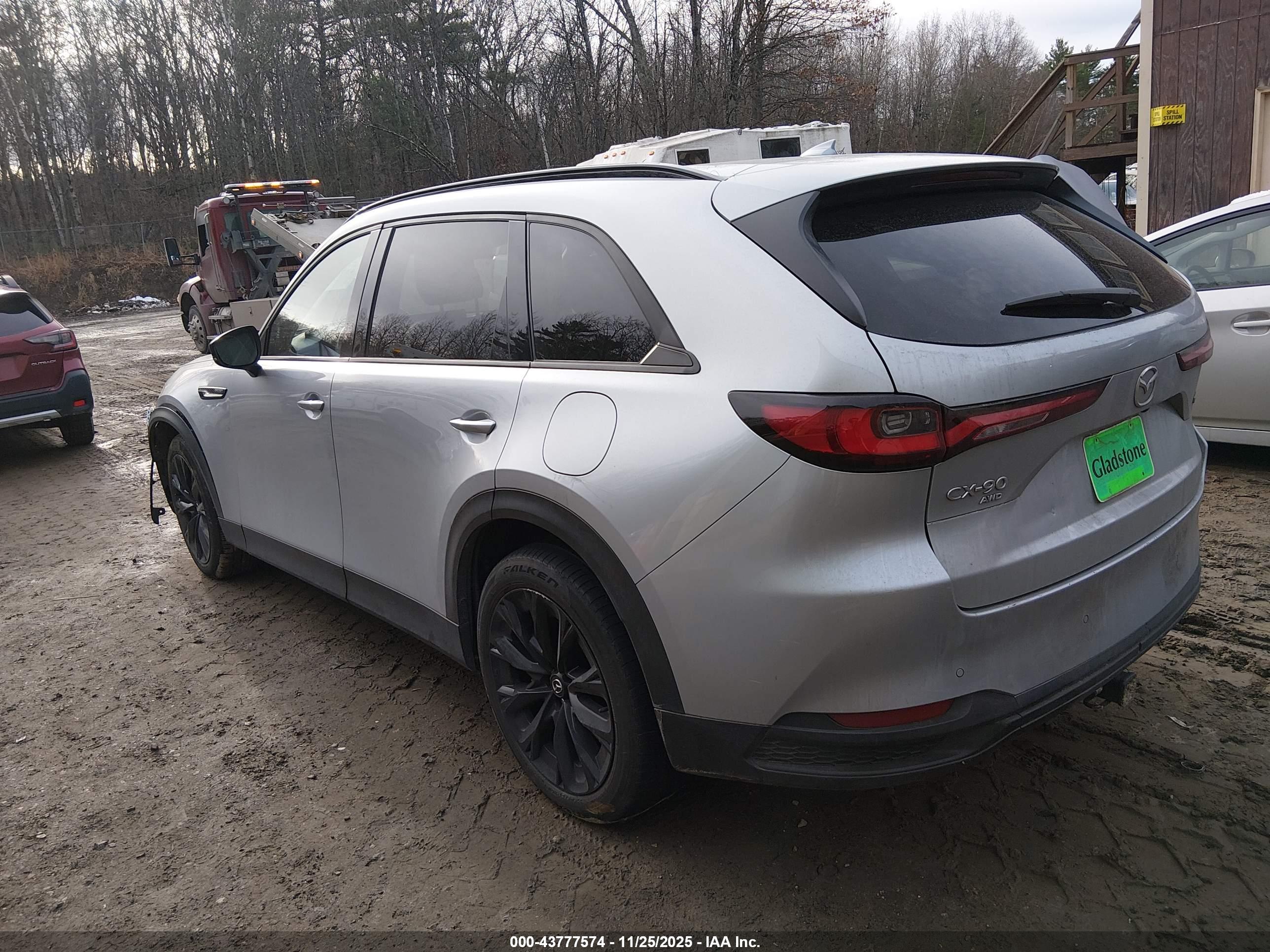 MAZDA CX-90 image 3