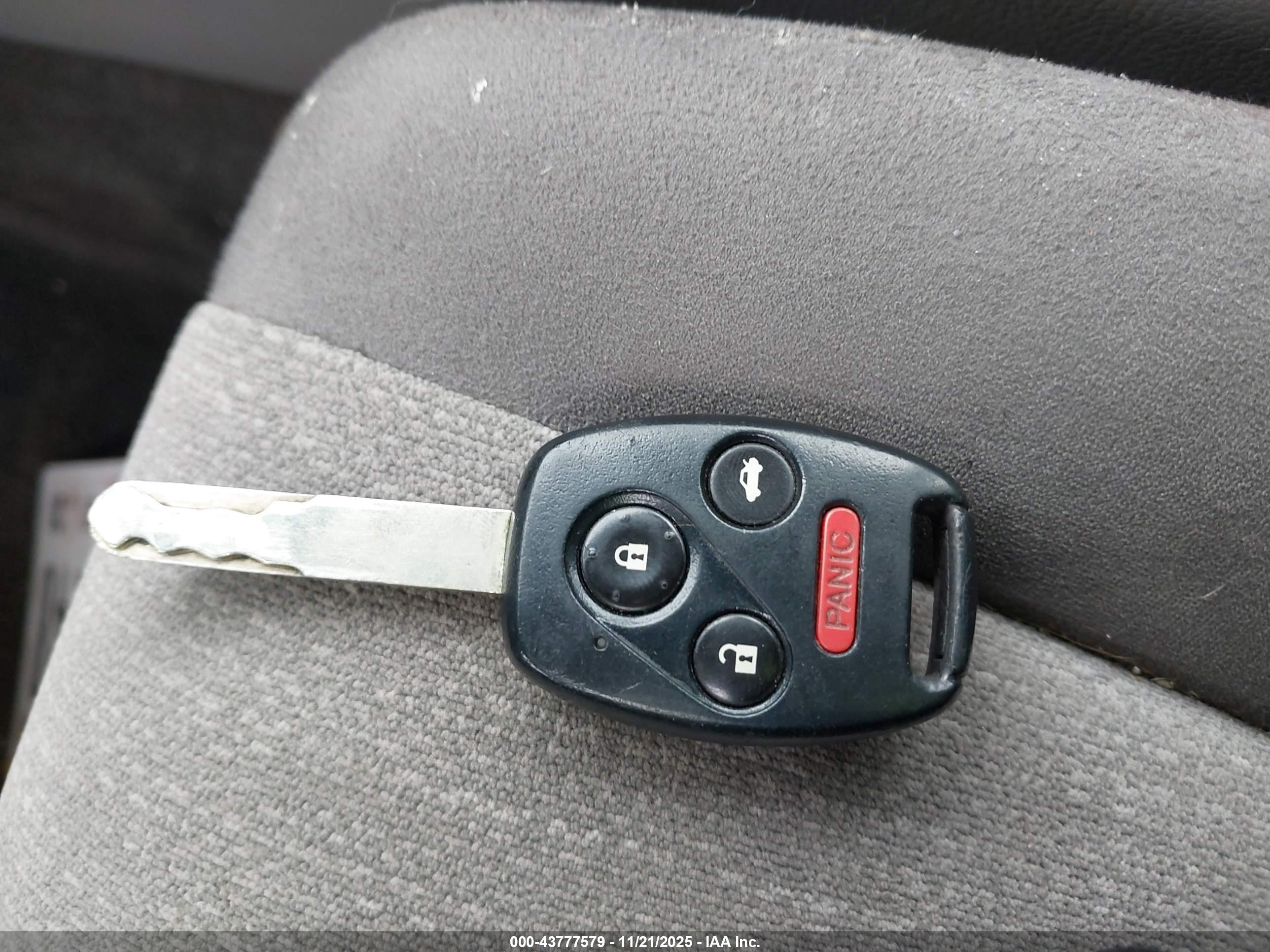 HONDA ACCORD image 11