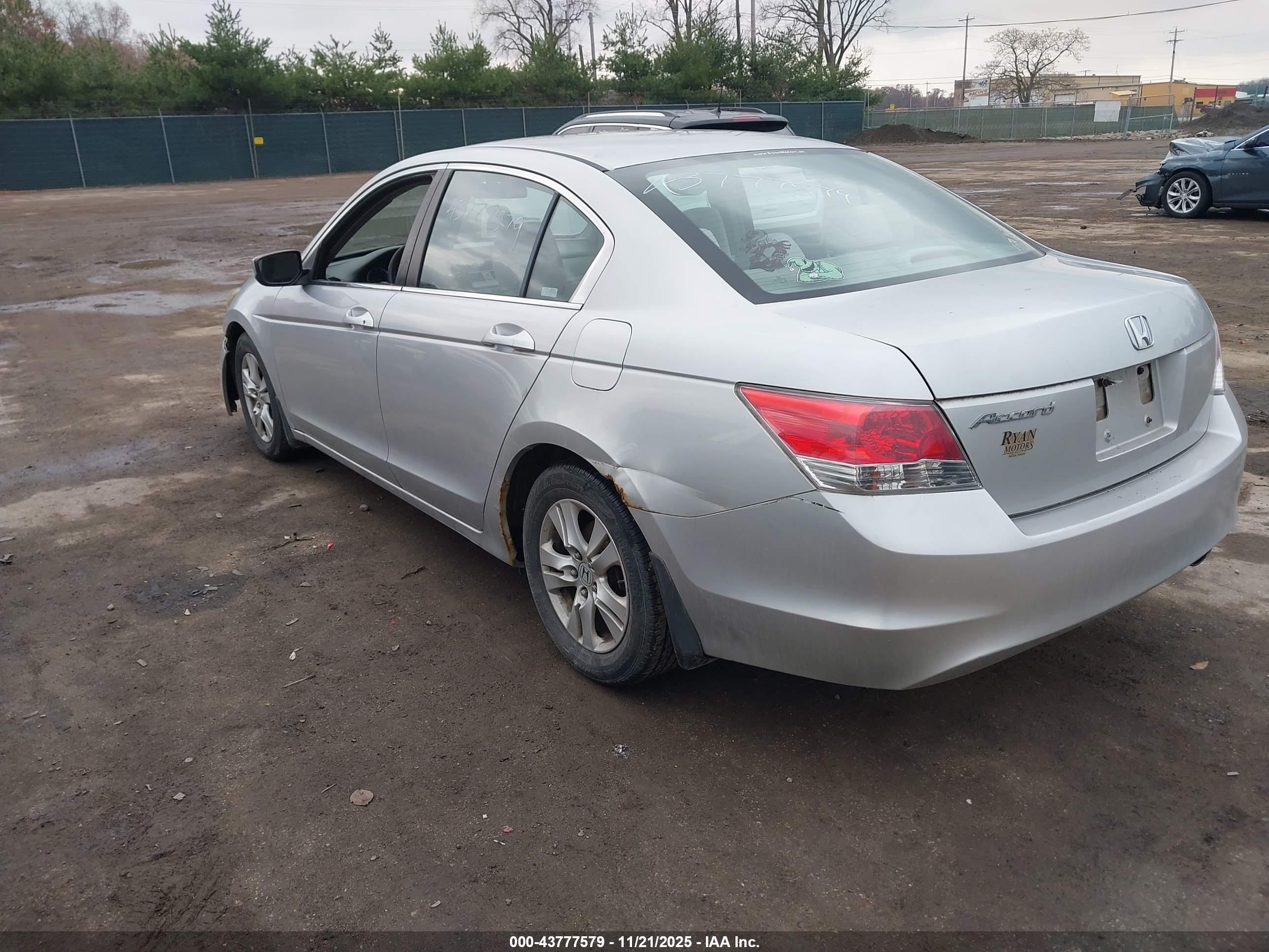 HONDA ACCORD image 3