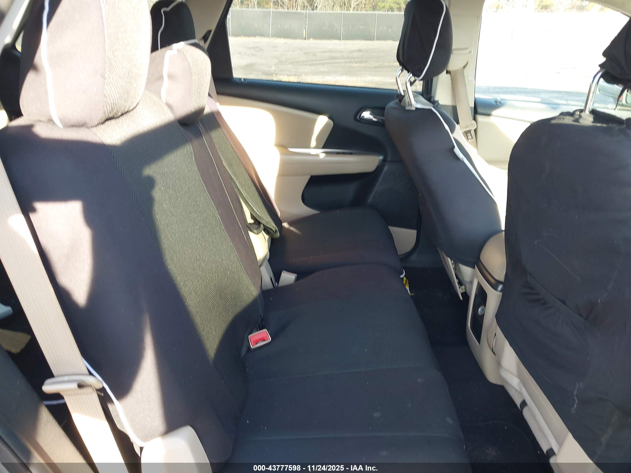 DODGE JOURNEY image 8