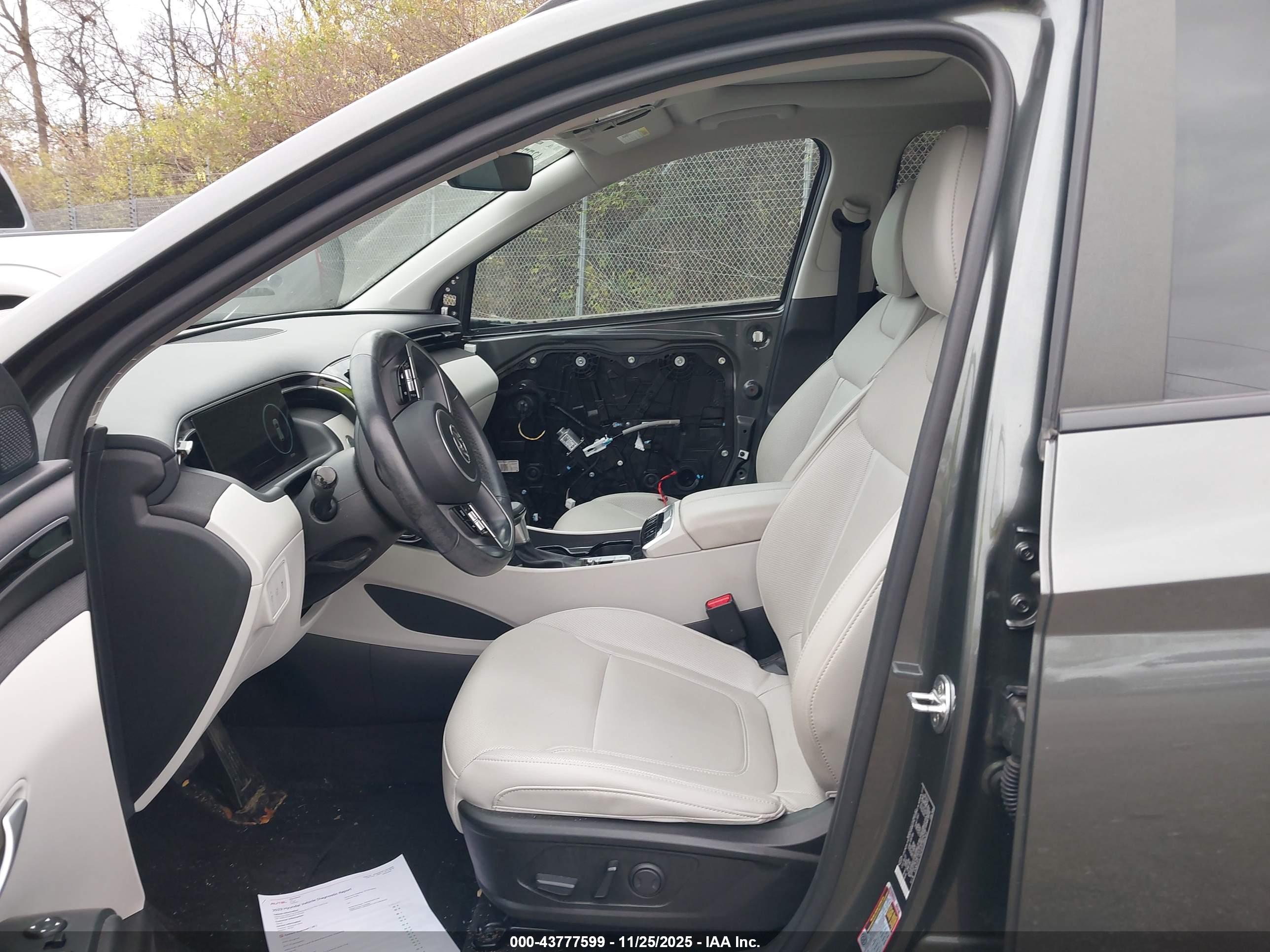 HYUNDAI TUCSON image 5