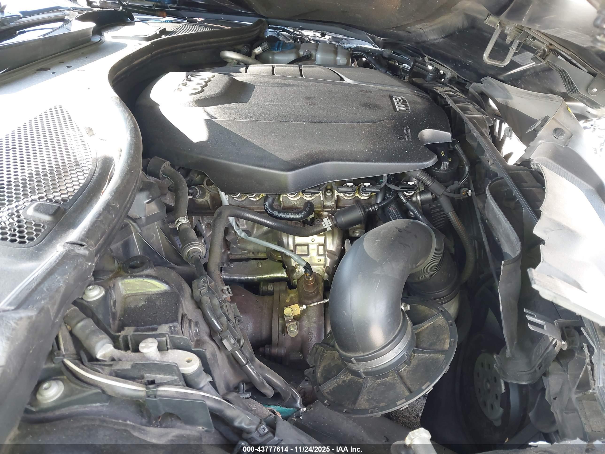 AUDI A6 image 10