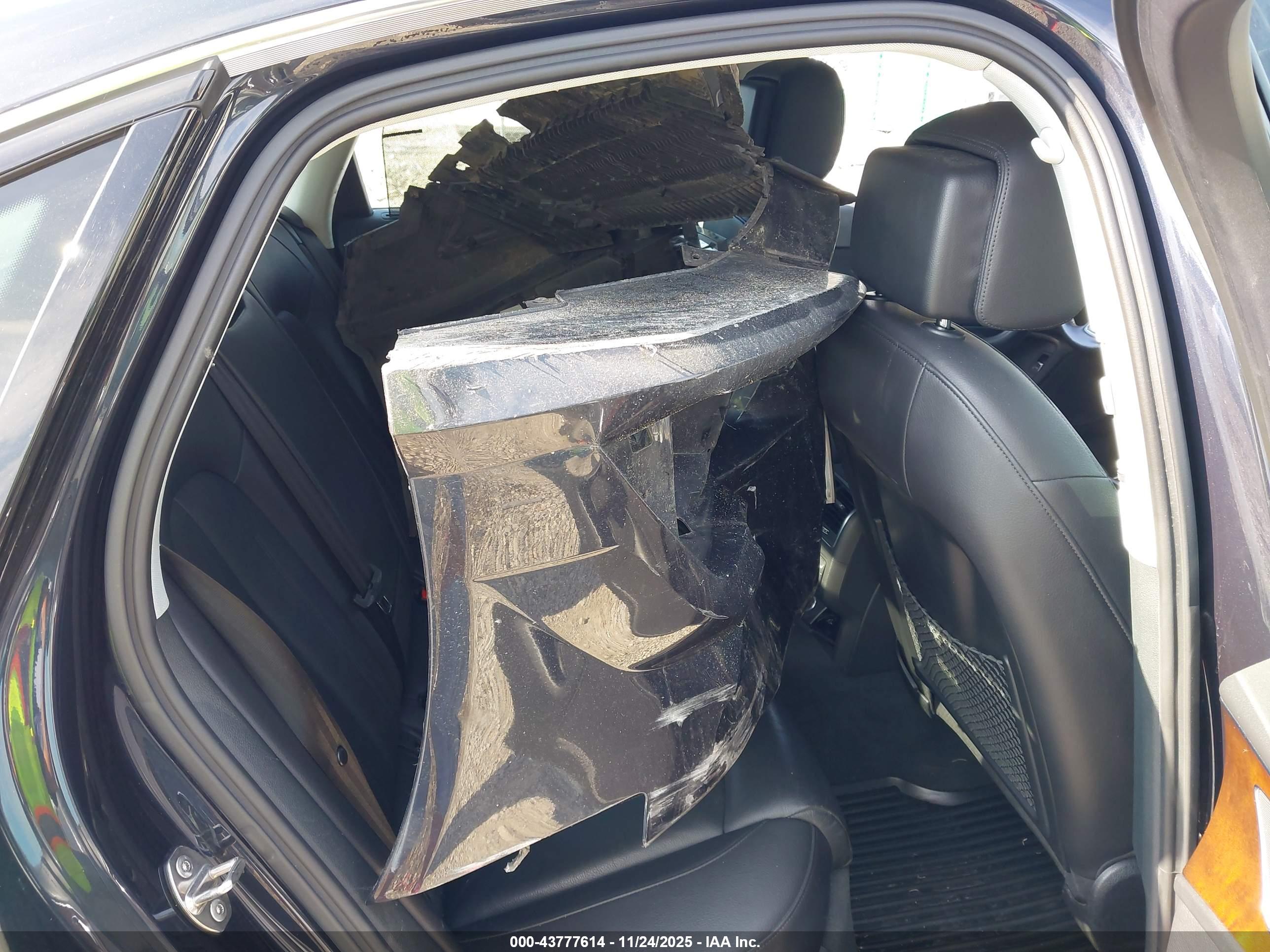 AUDI A6 image 8