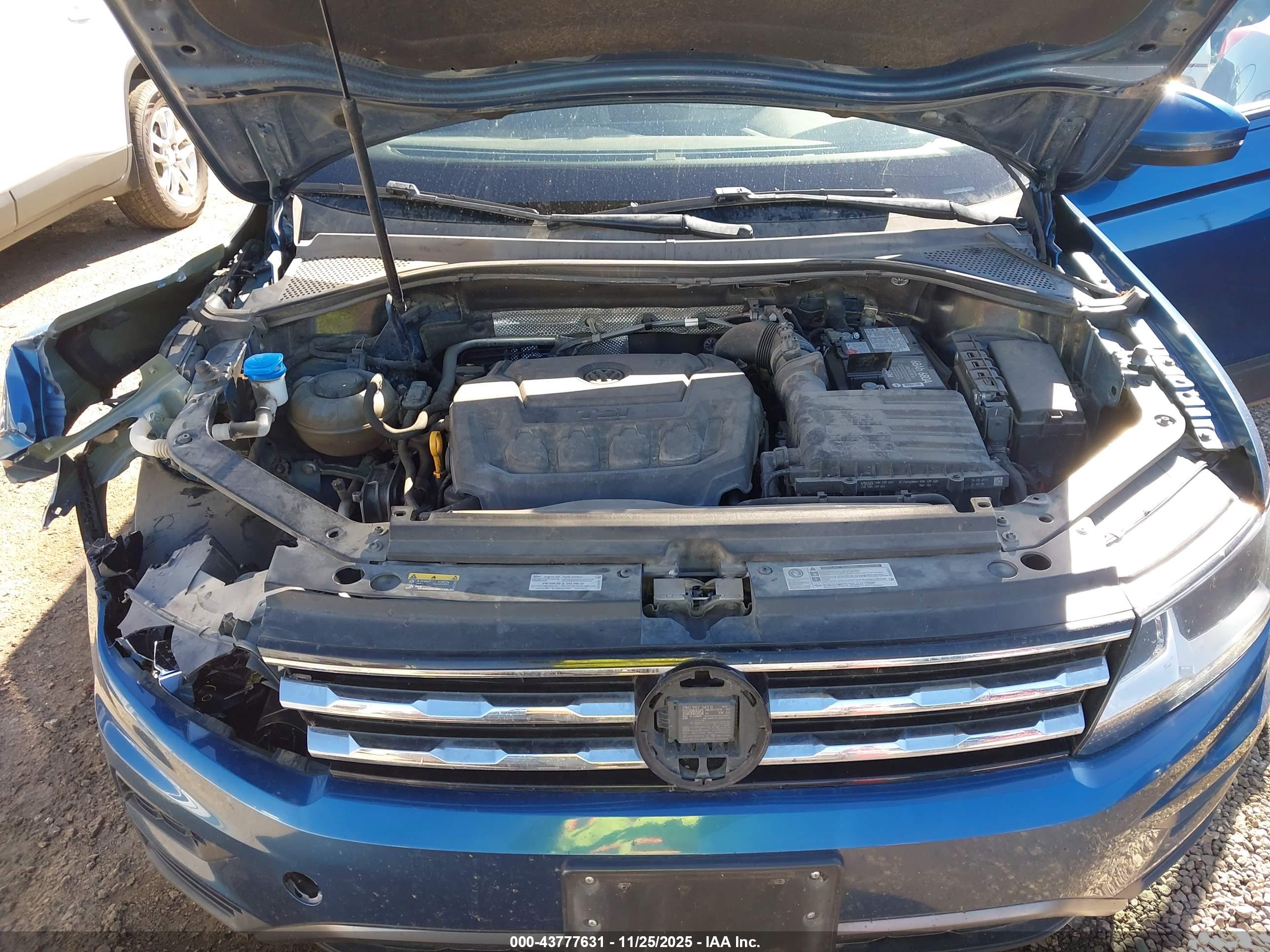 VOLKSWAGEN TIGUAN image 10