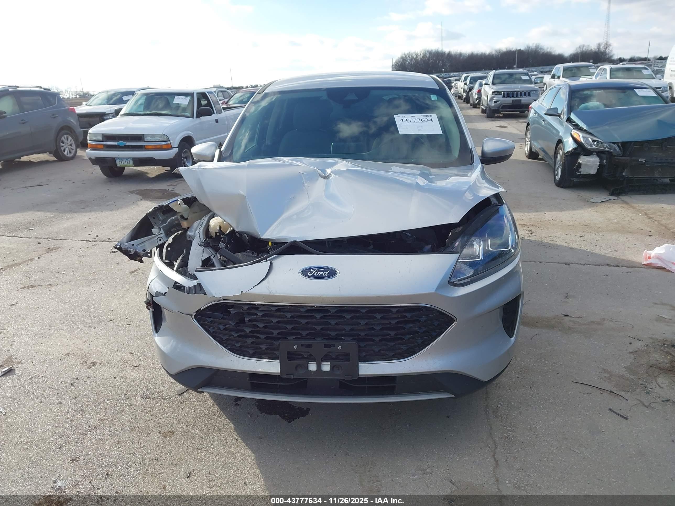 FORD ESCAPE image 6