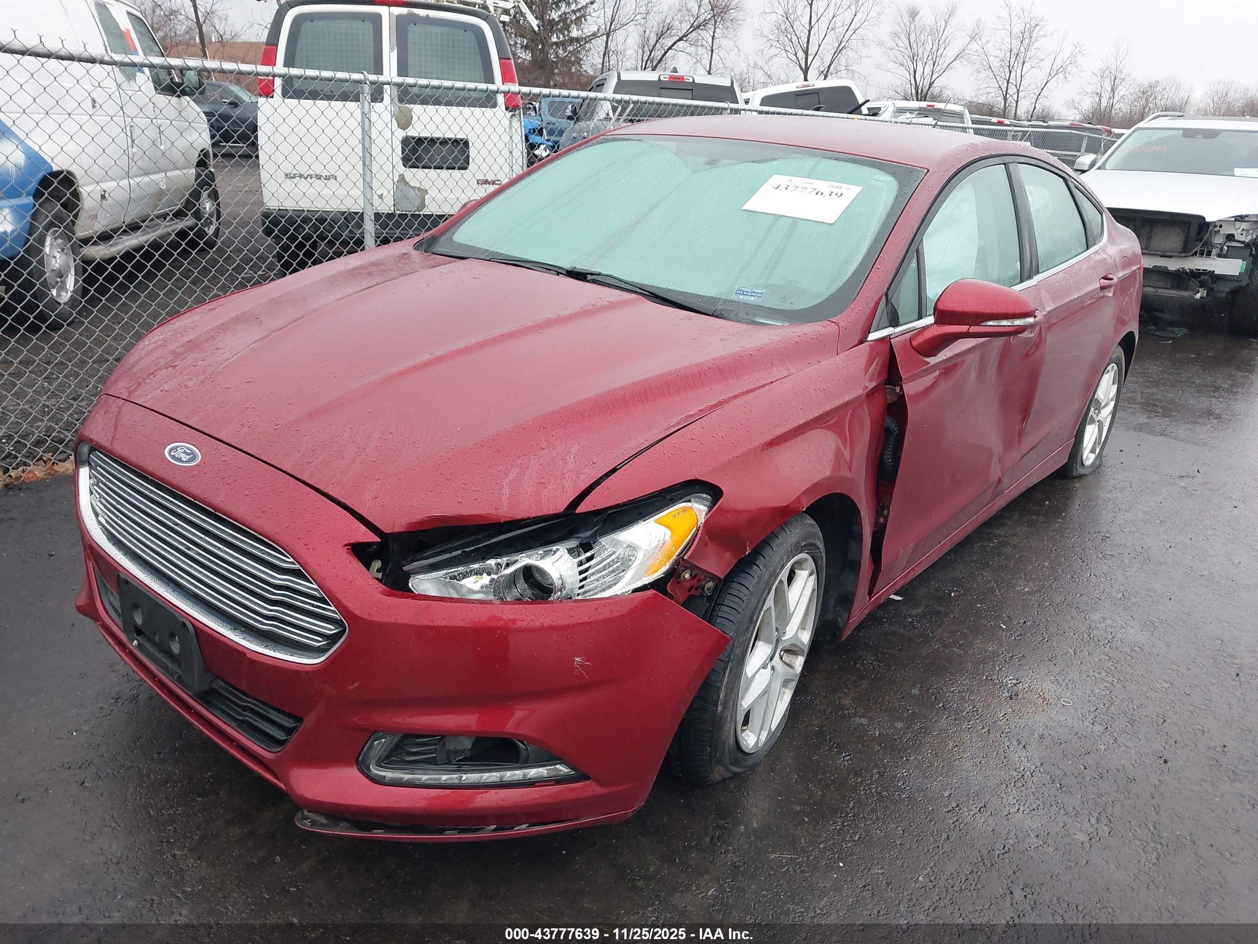 FORD FUSION image 2
