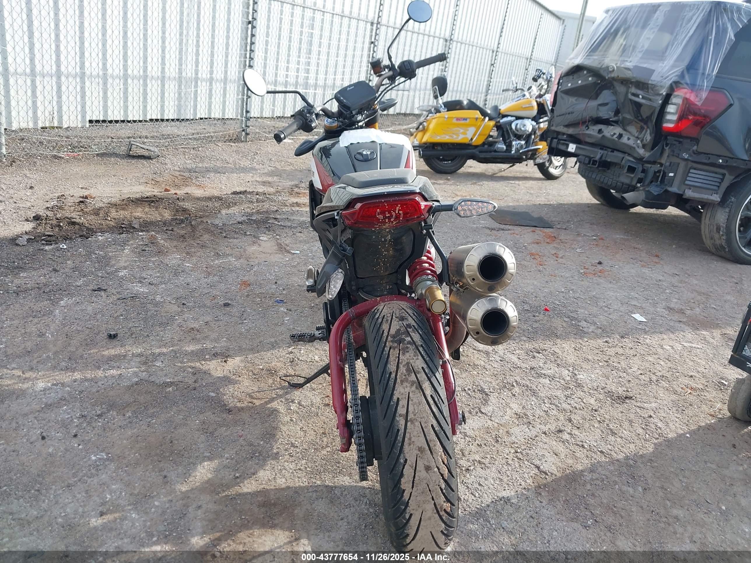 INDIAN MOTORCYCLE image 6