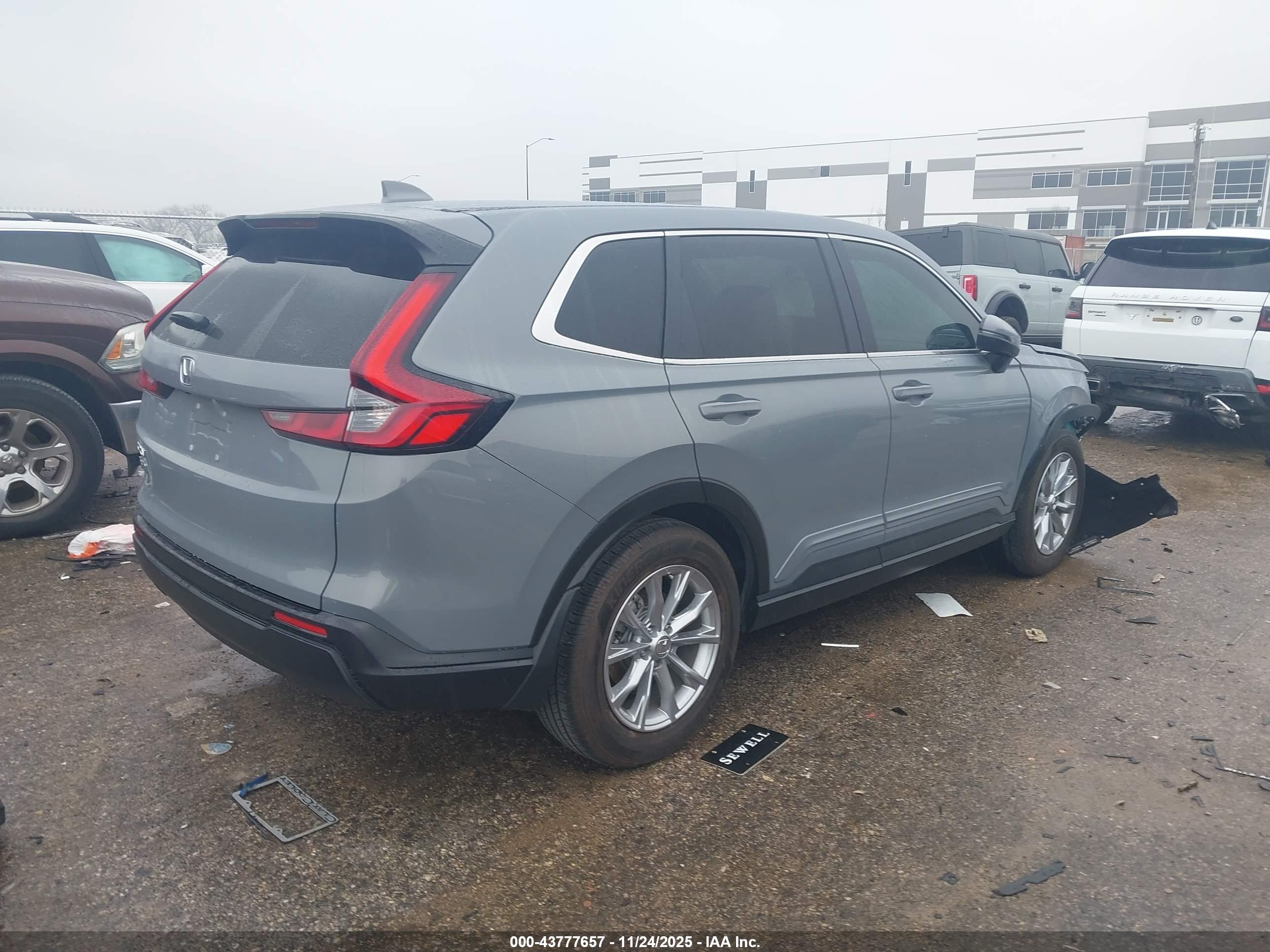 HONDA CR-V image 4