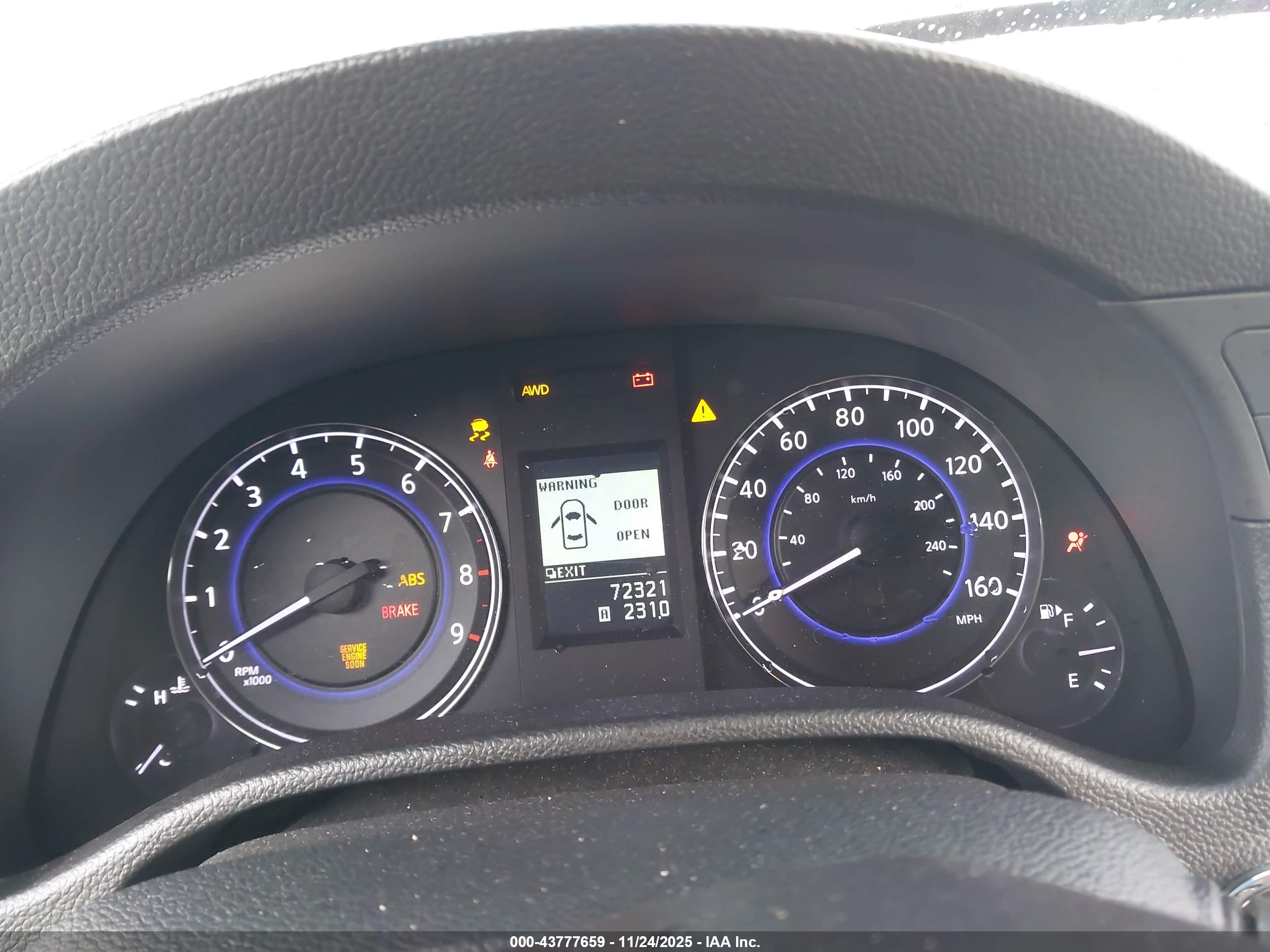 INFINITI Q60 image 7