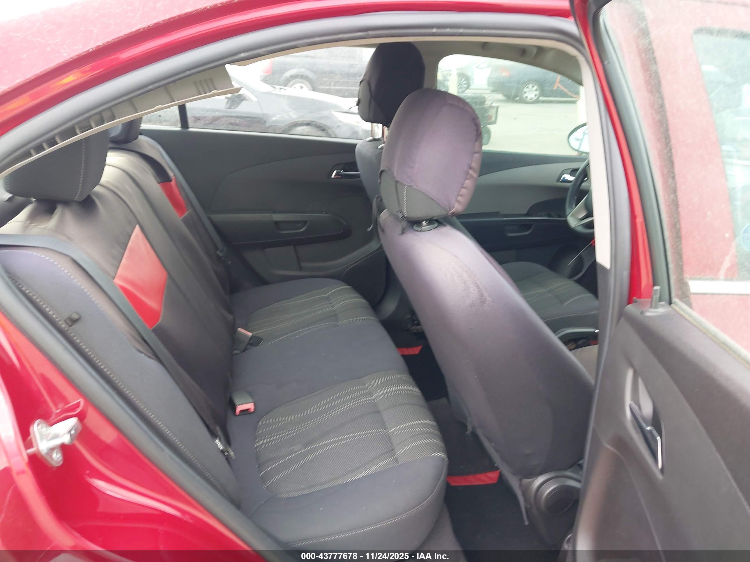 CHEVROLET SONIC image 8