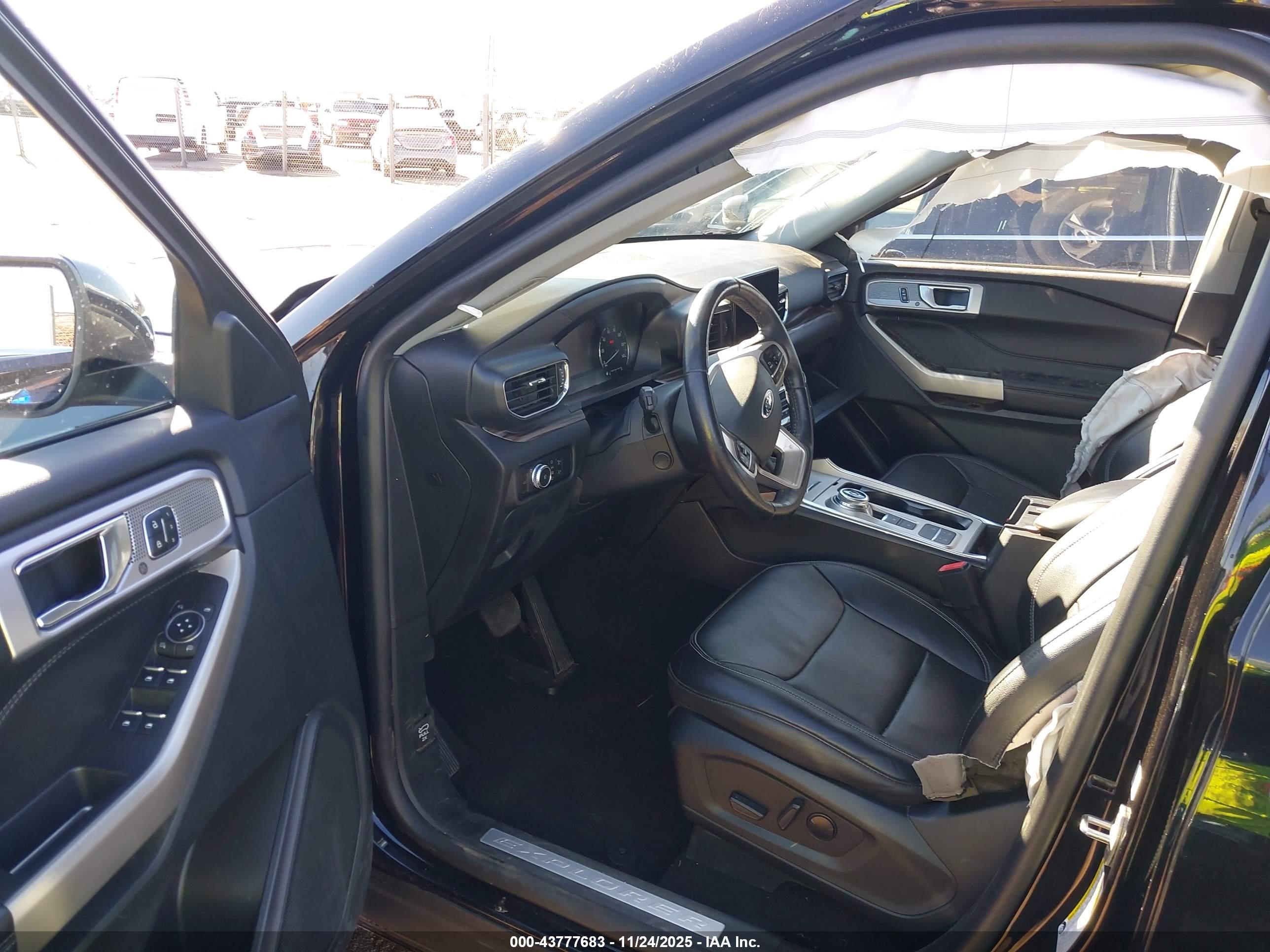 FORD EXPLORER image 5