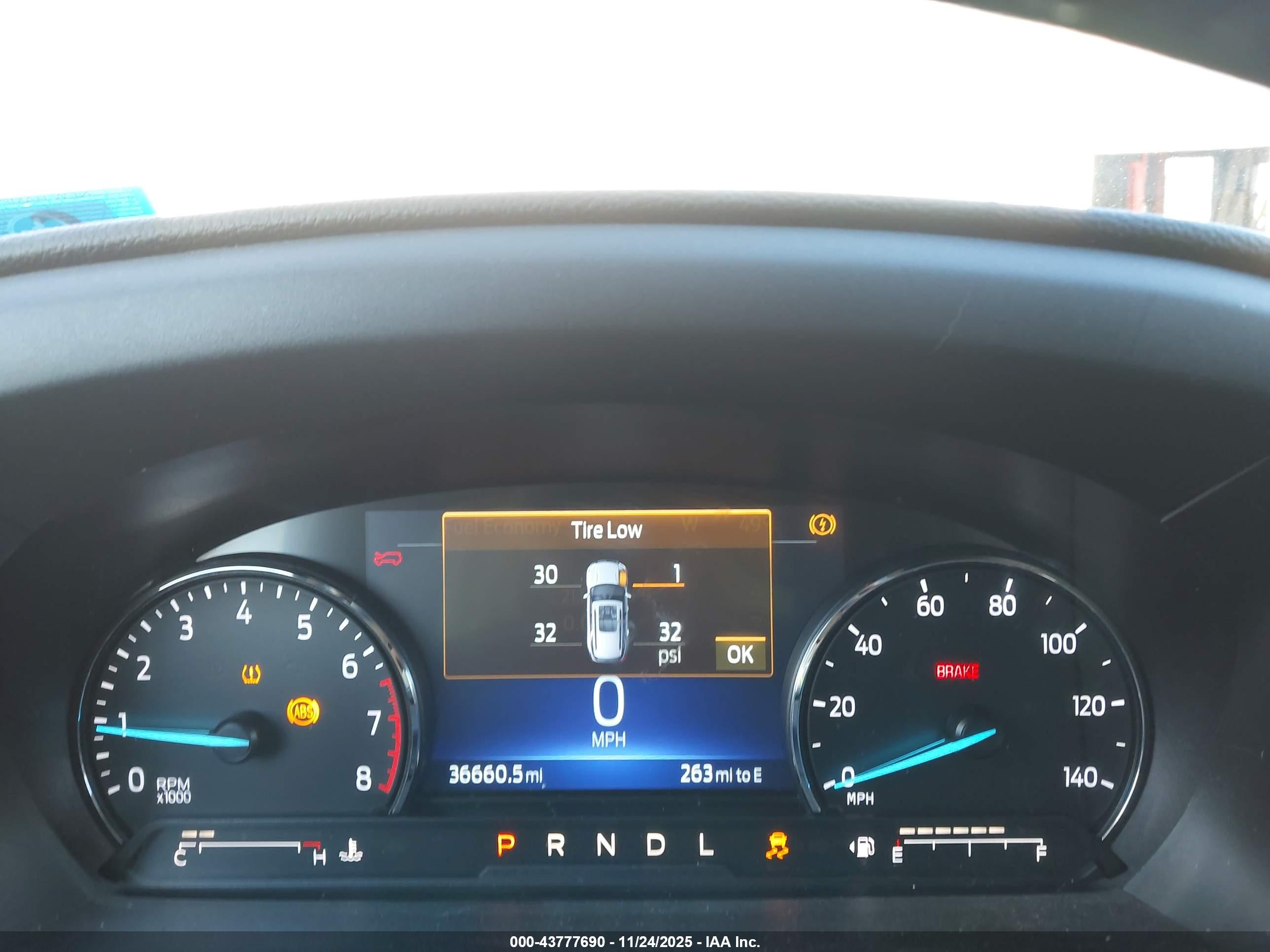 FORD EXPLORER image 7