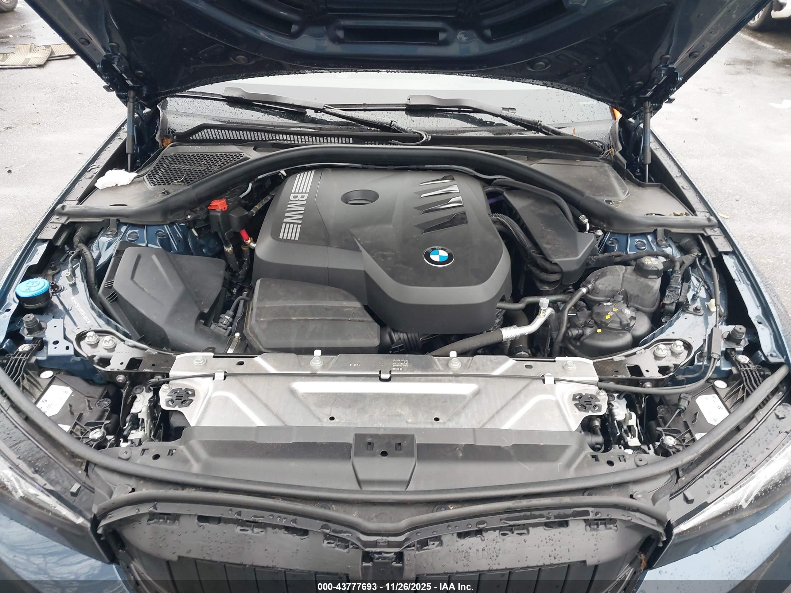 BMW 330I image 10