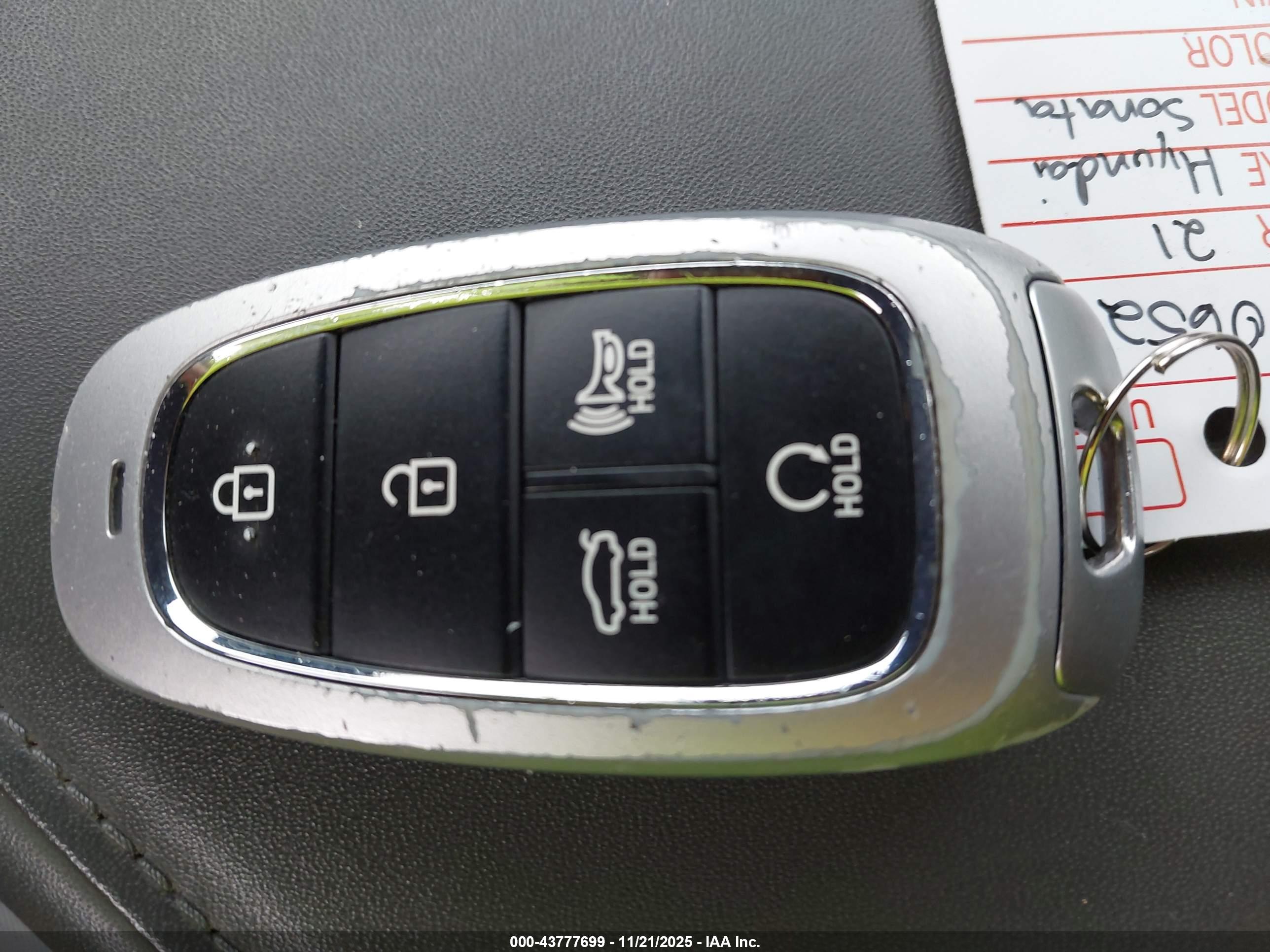 HYUNDAI SONATA image 11