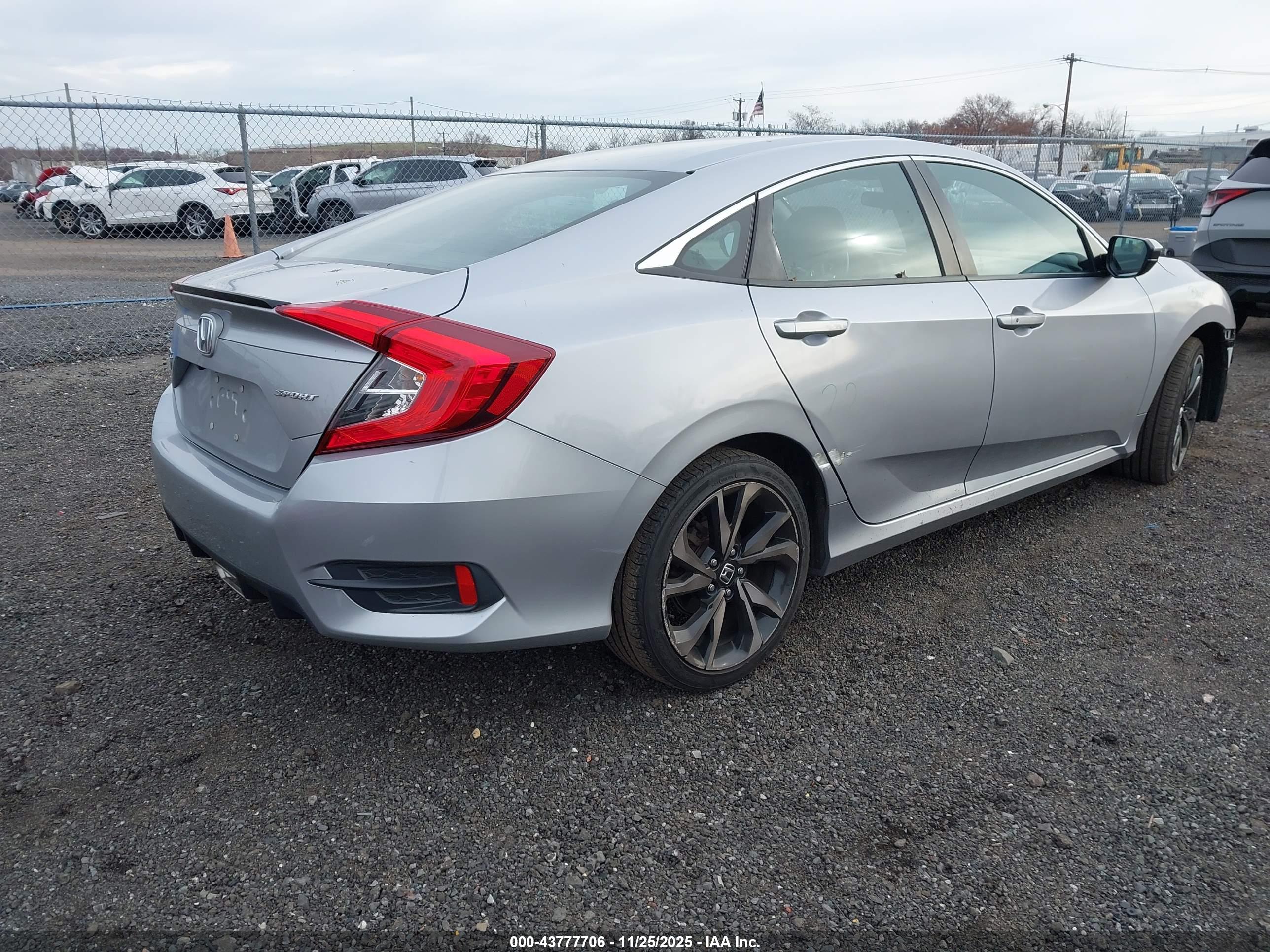 HONDA CIVIC image 4
