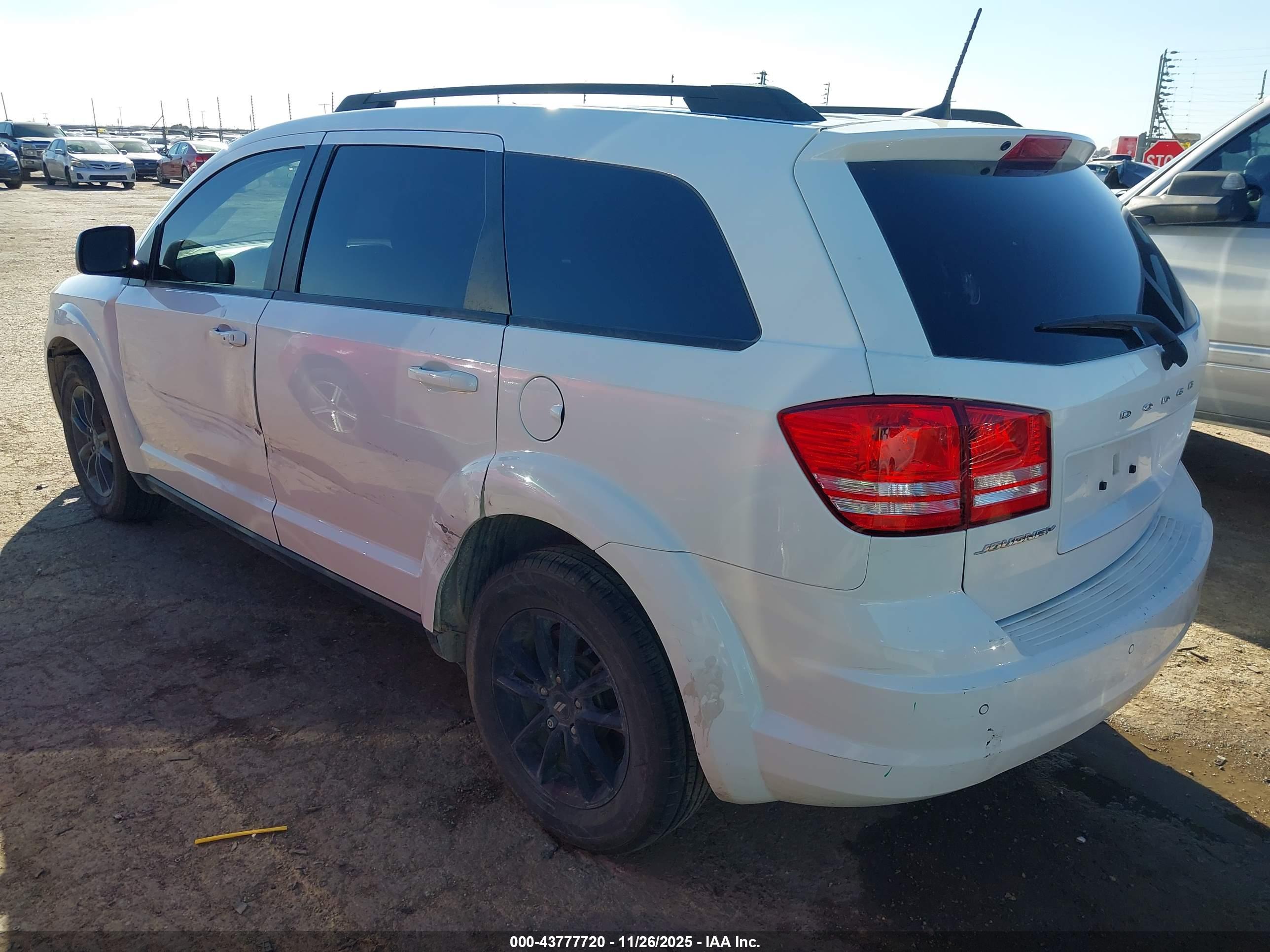 DODGE JOURNEY image 3