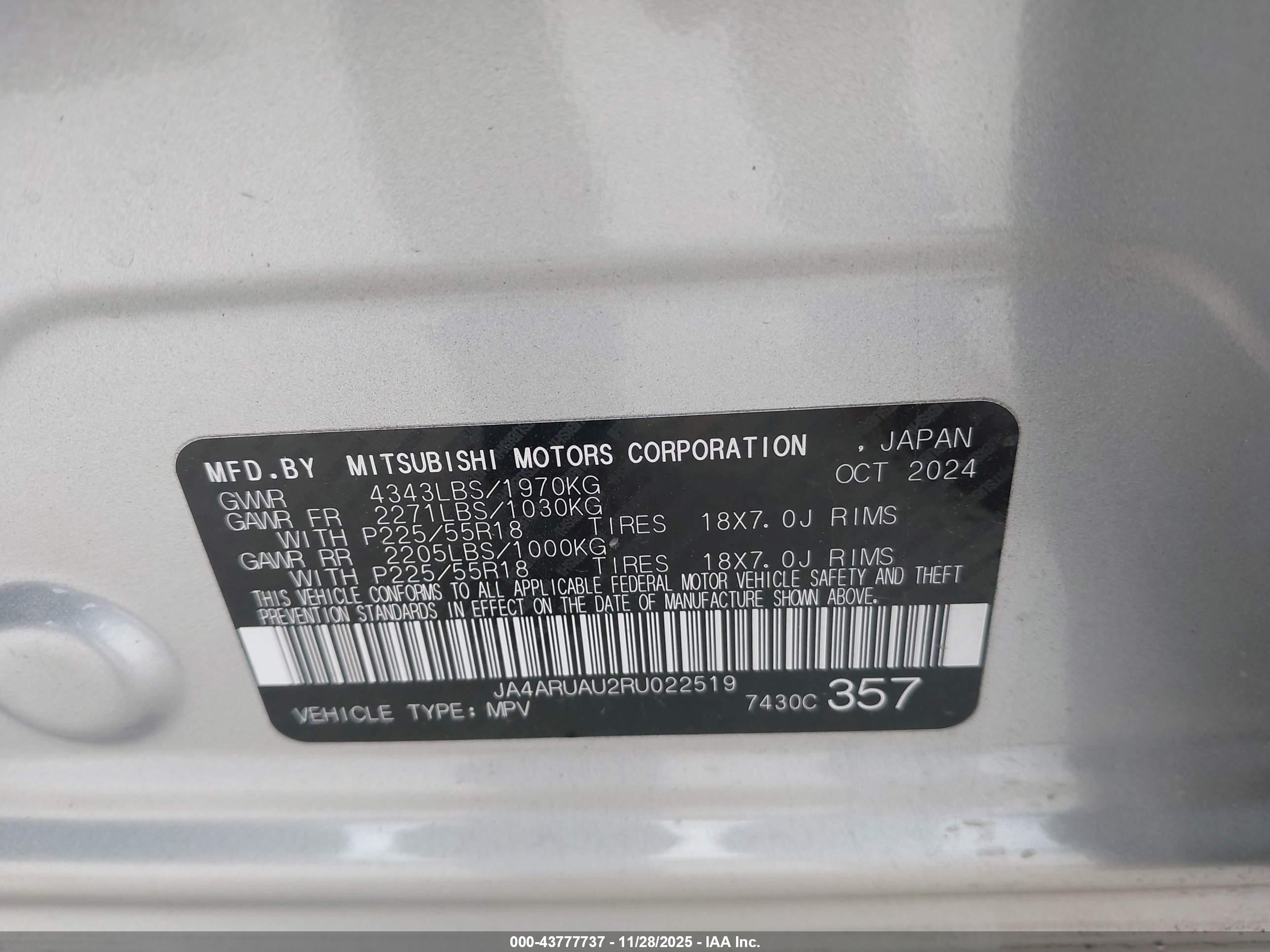 MITSUBISHI OUTLANDER image 9