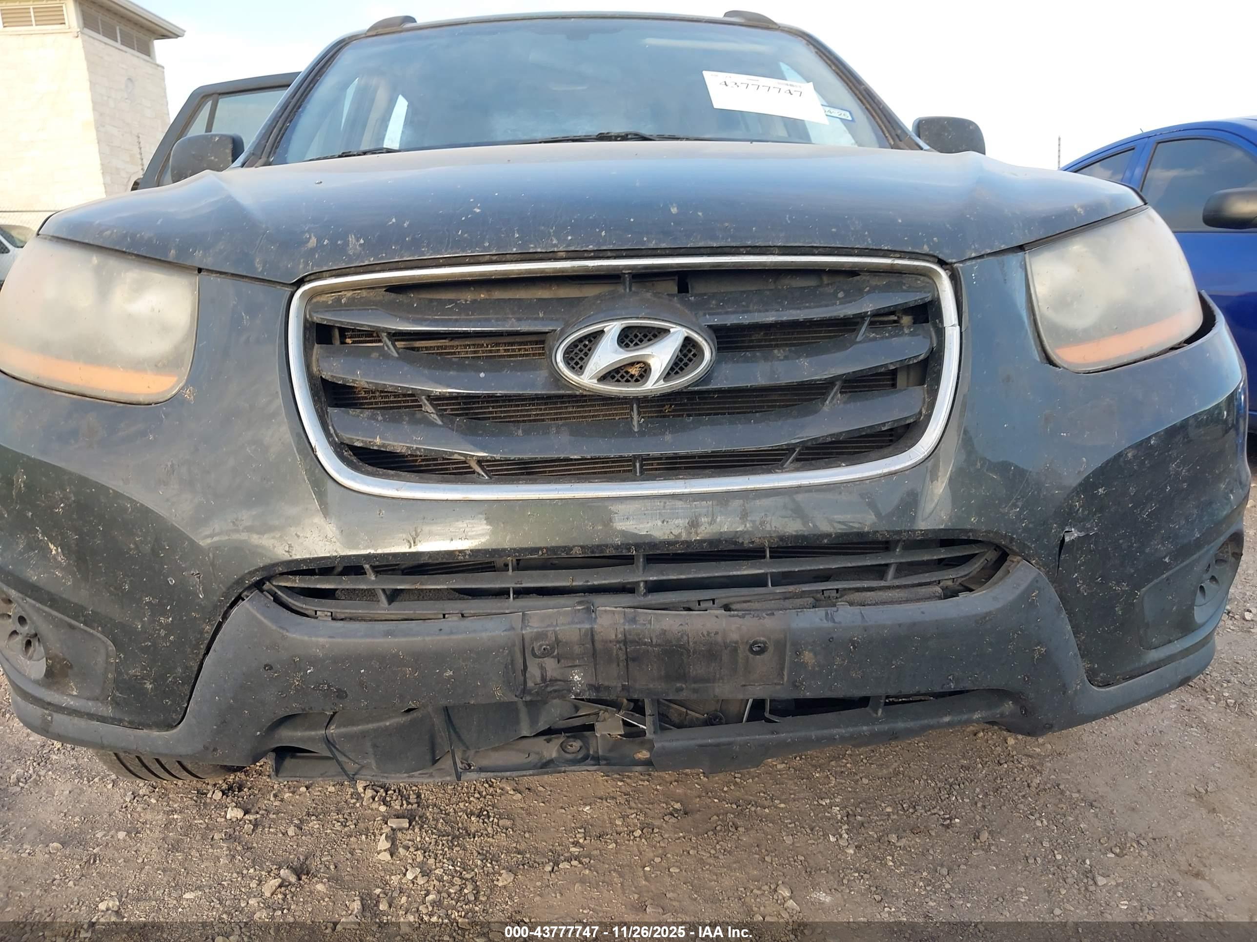 HYUNDAI SANTA image 6