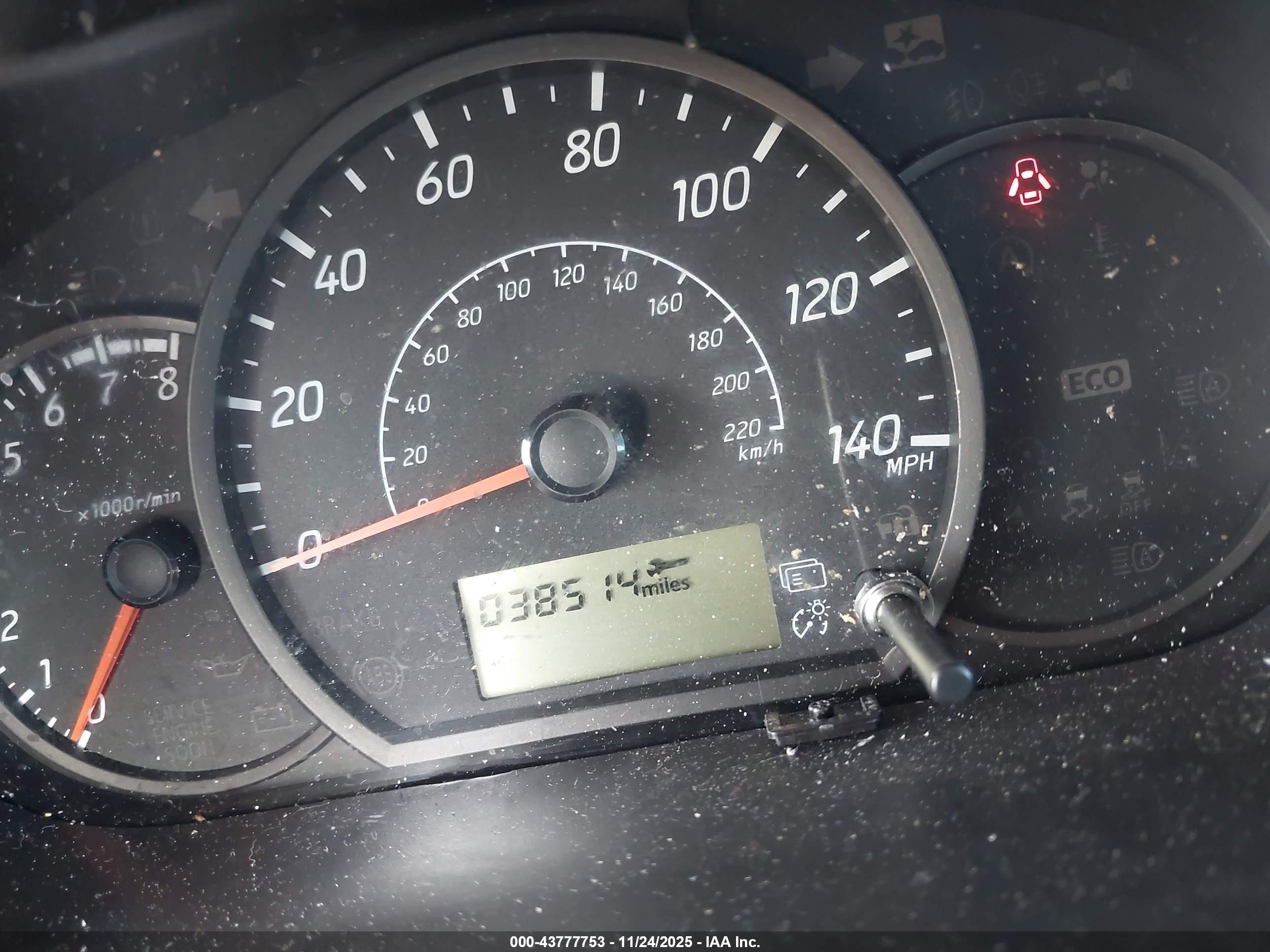 MITSUBISHI MIRAGE image 7