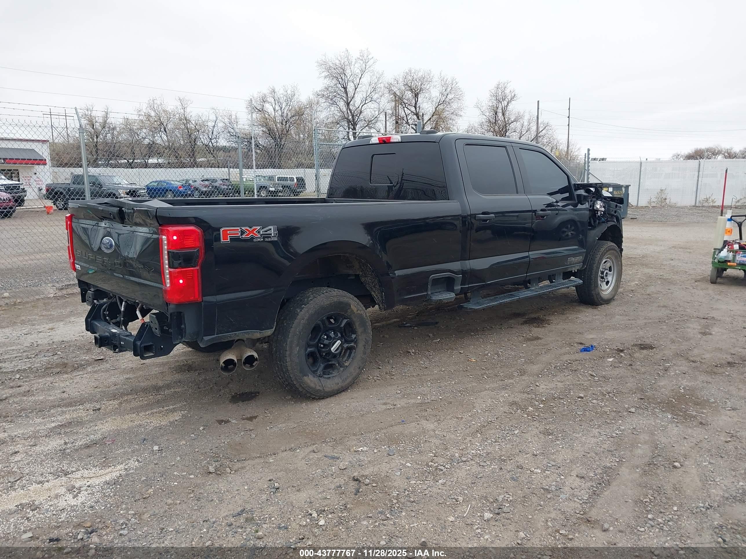 FORD F-250 image 4