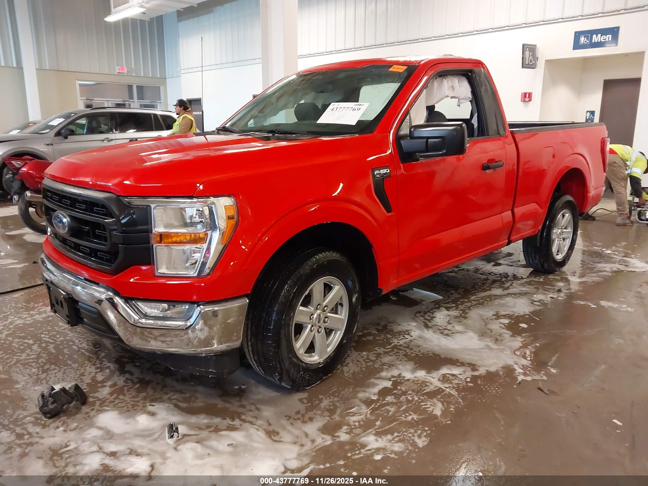 FORD F-150 image 2