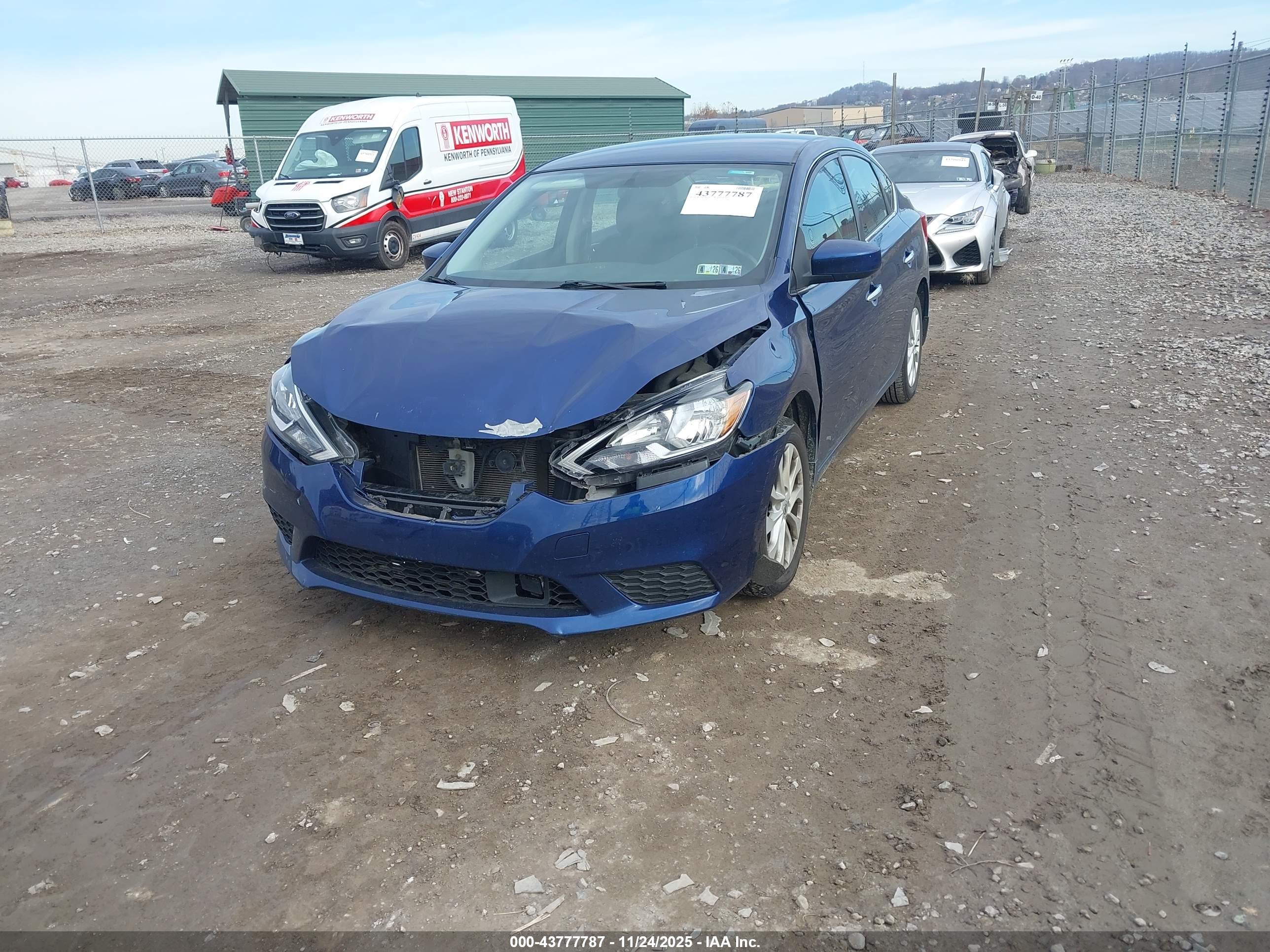 NISSAN SENTRA image 2