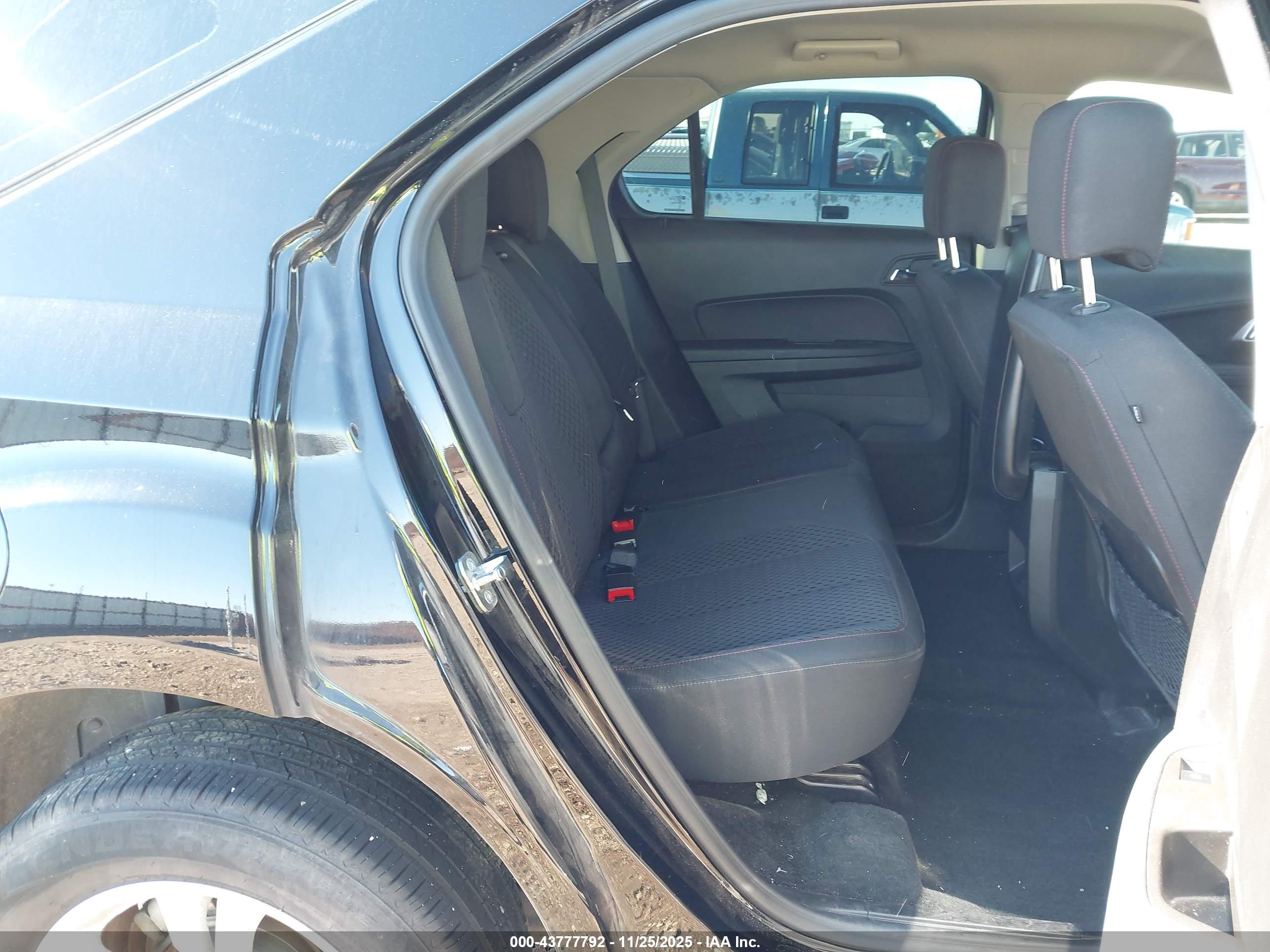 CHEVROLET EQUINOX image 8
