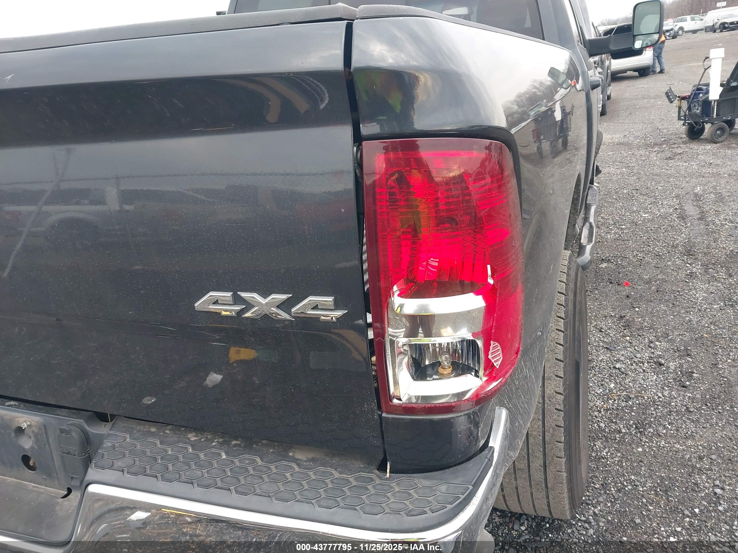 RAM 2500 image 6