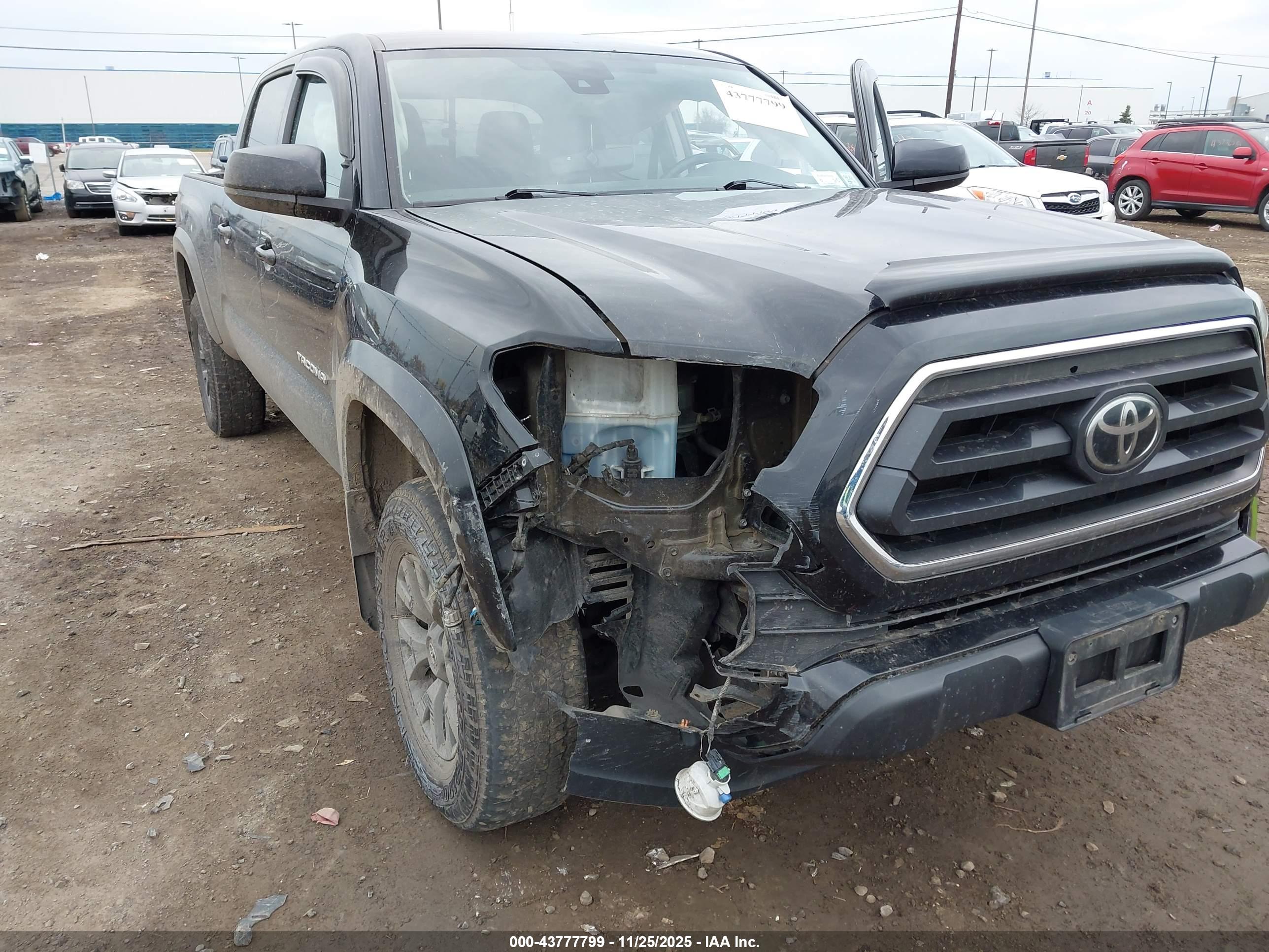 TOYOTA TACOMA image 6