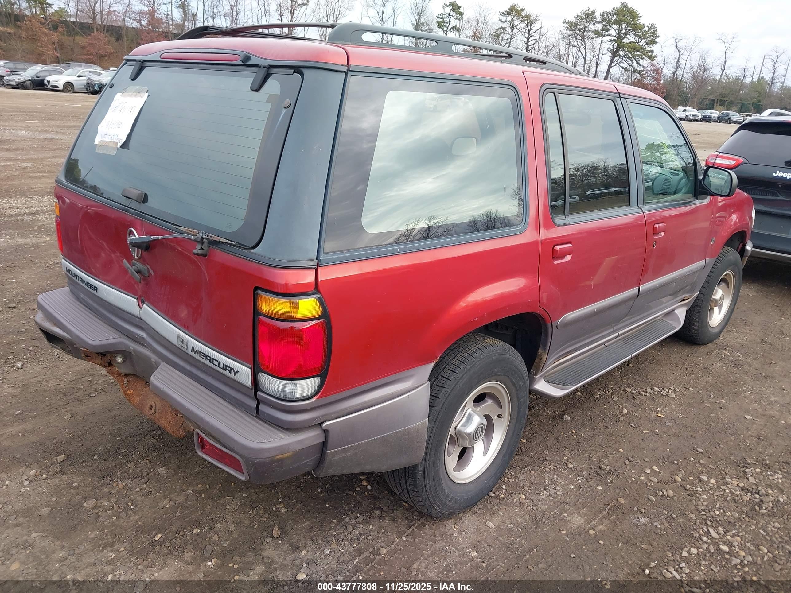 MERCURY MOUNTAINEER image 4