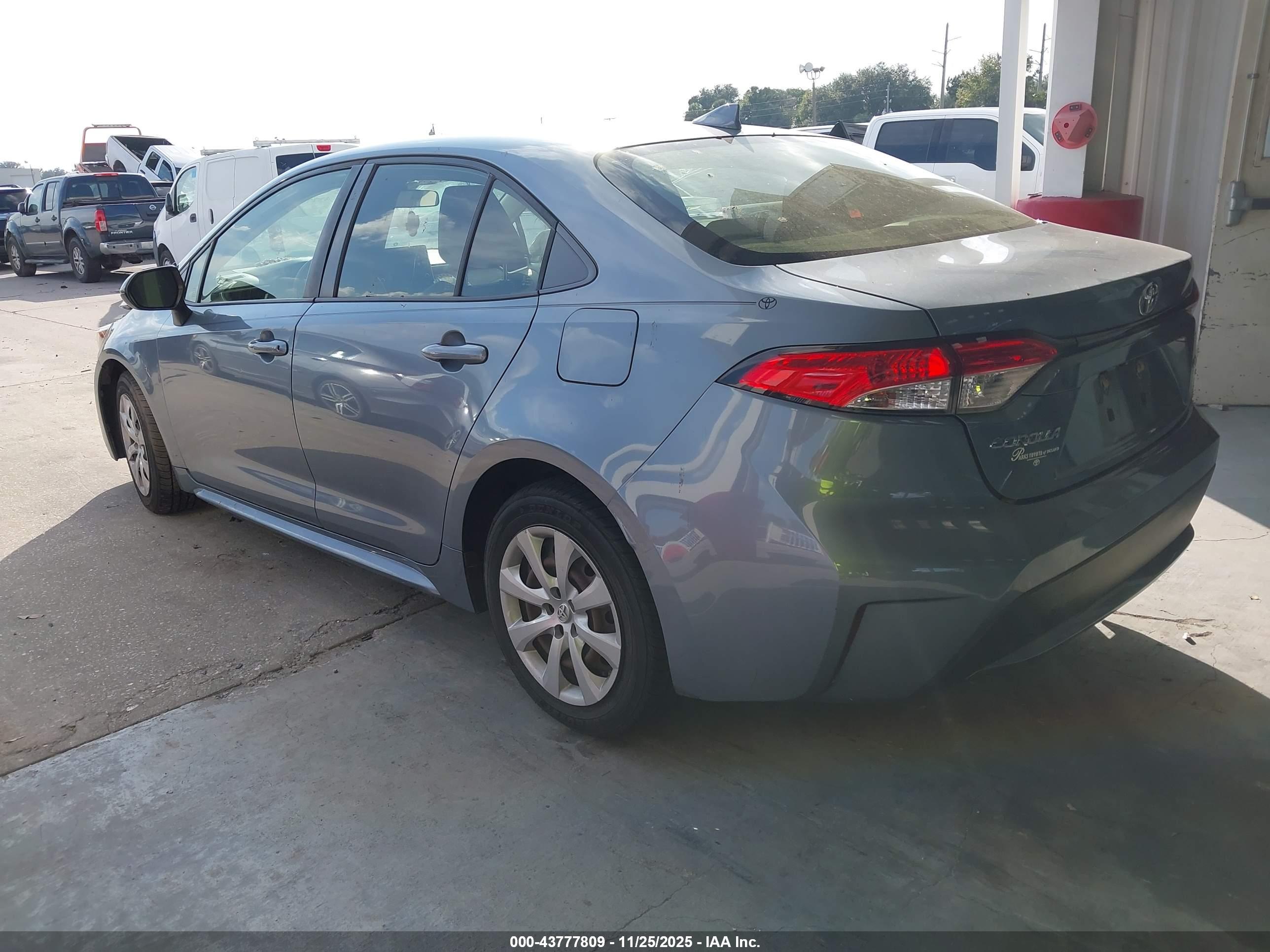TOYOTA COROLLA image 3