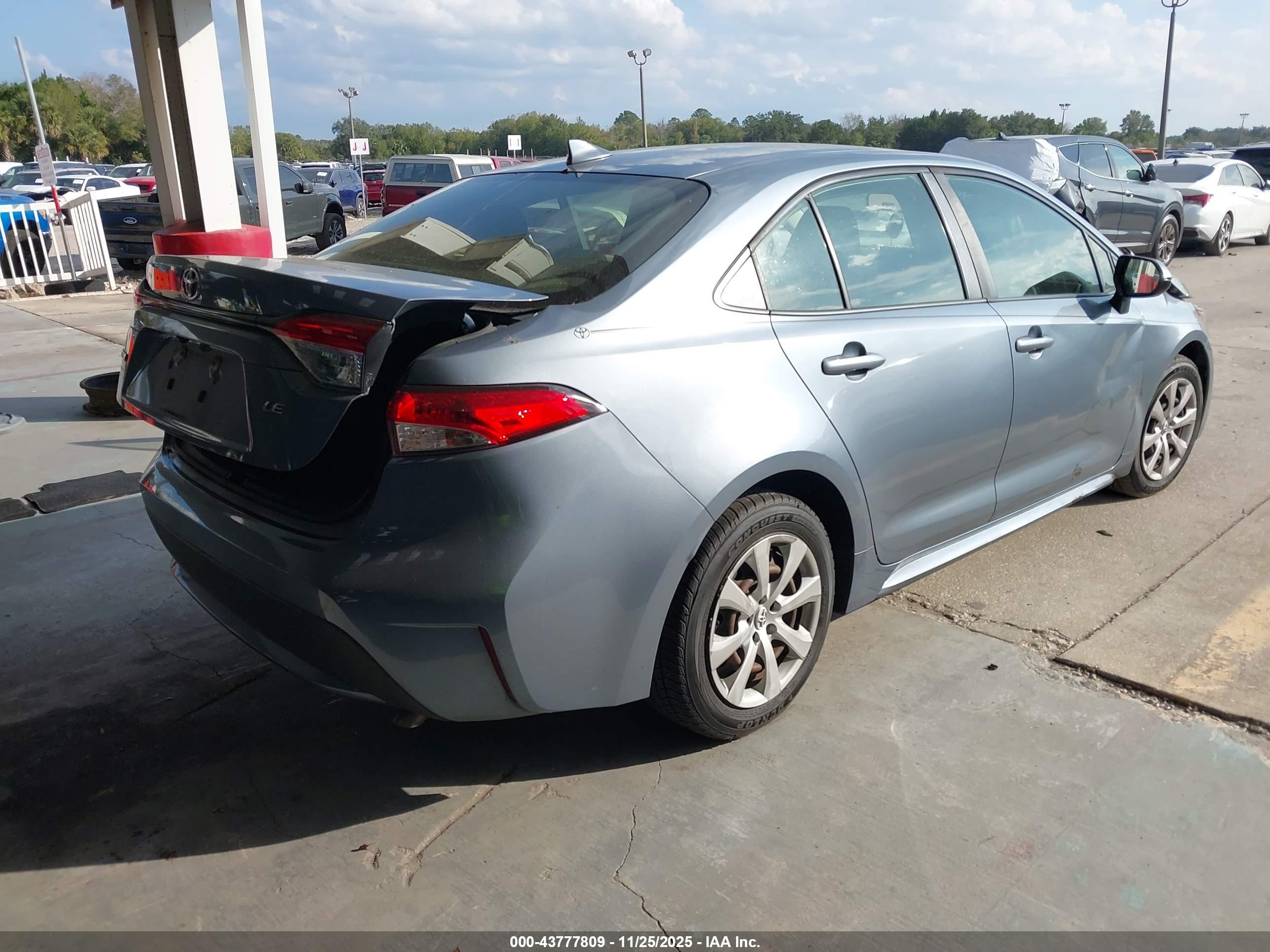 TOYOTA COROLLA image 4