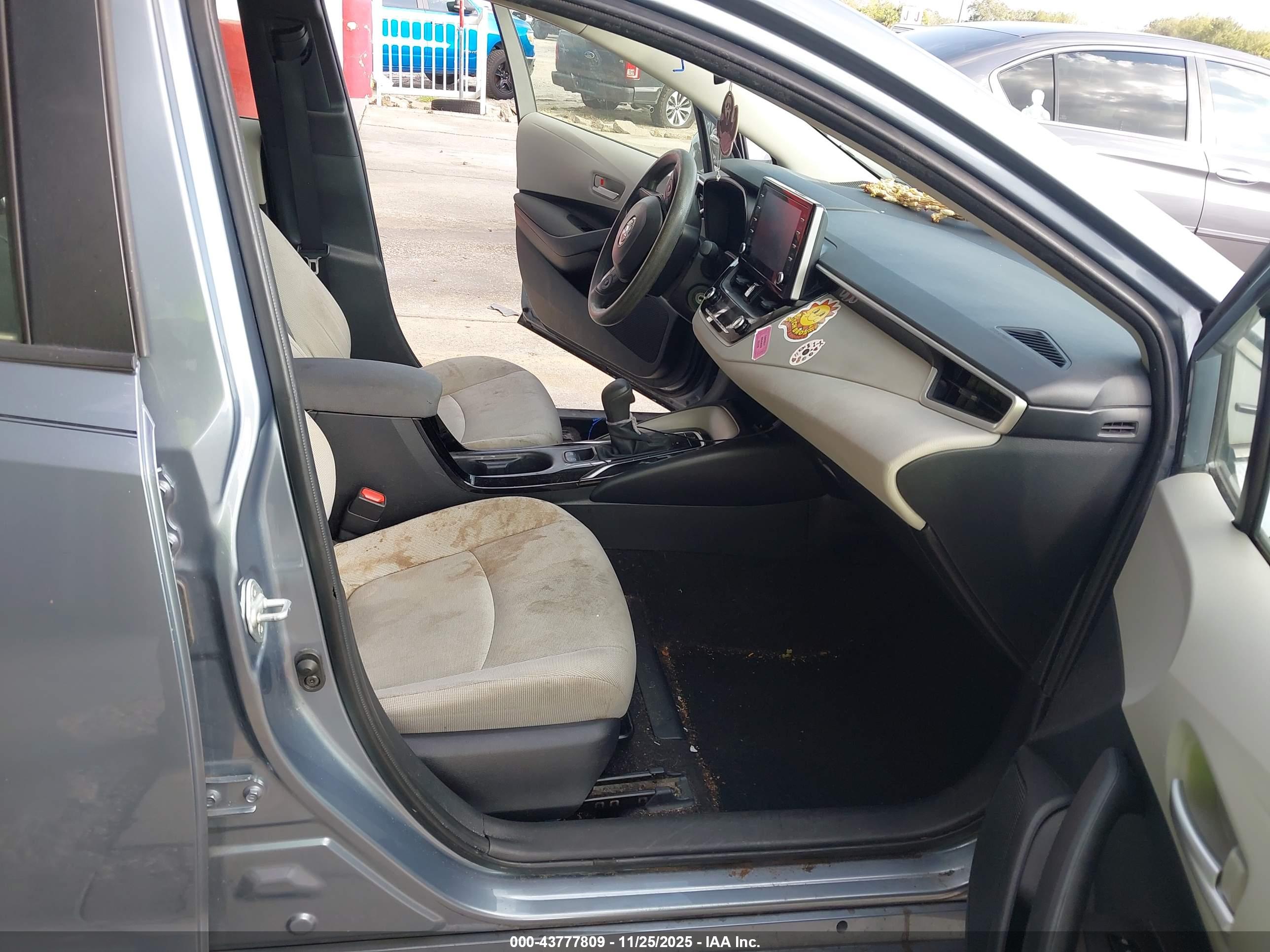 TOYOTA COROLLA image 5