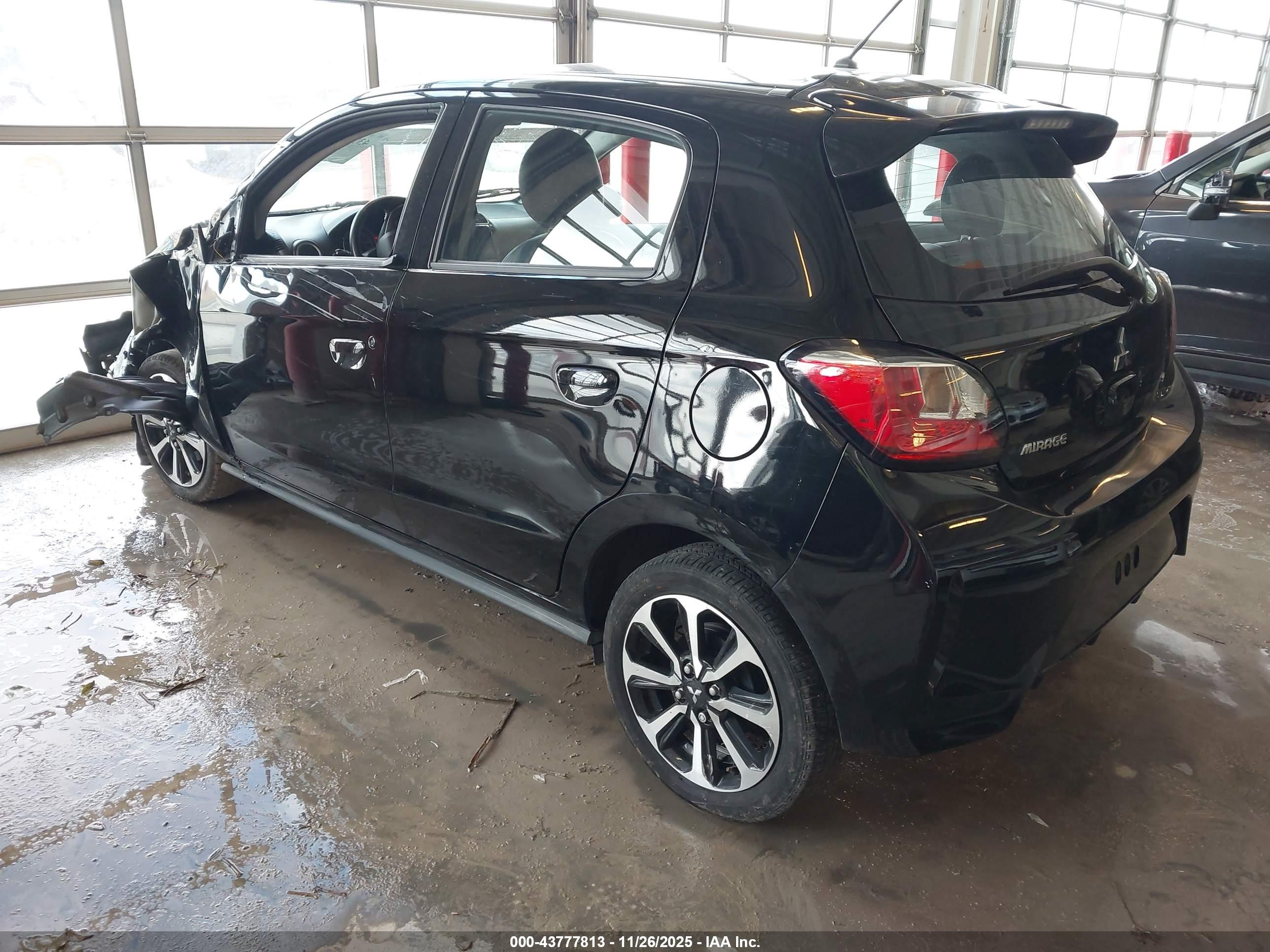 MITSUBISHI MIRAGE image 3