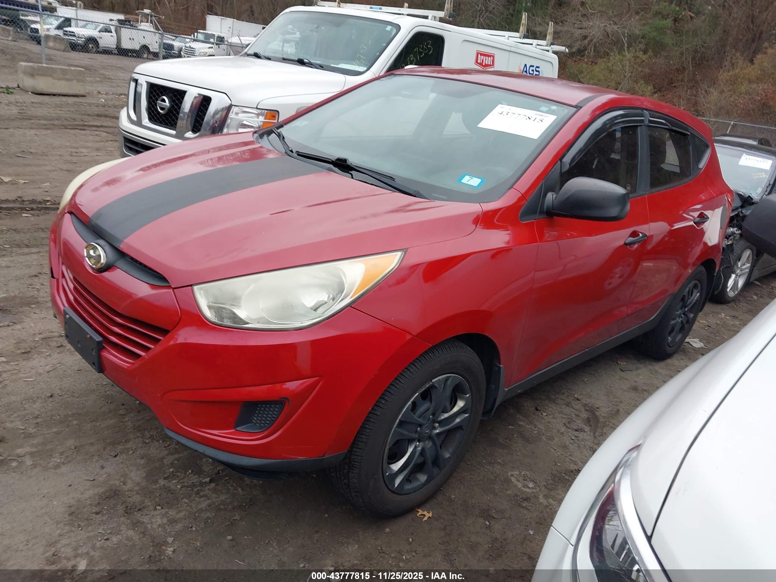 HYUNDAI TUCSON image 2