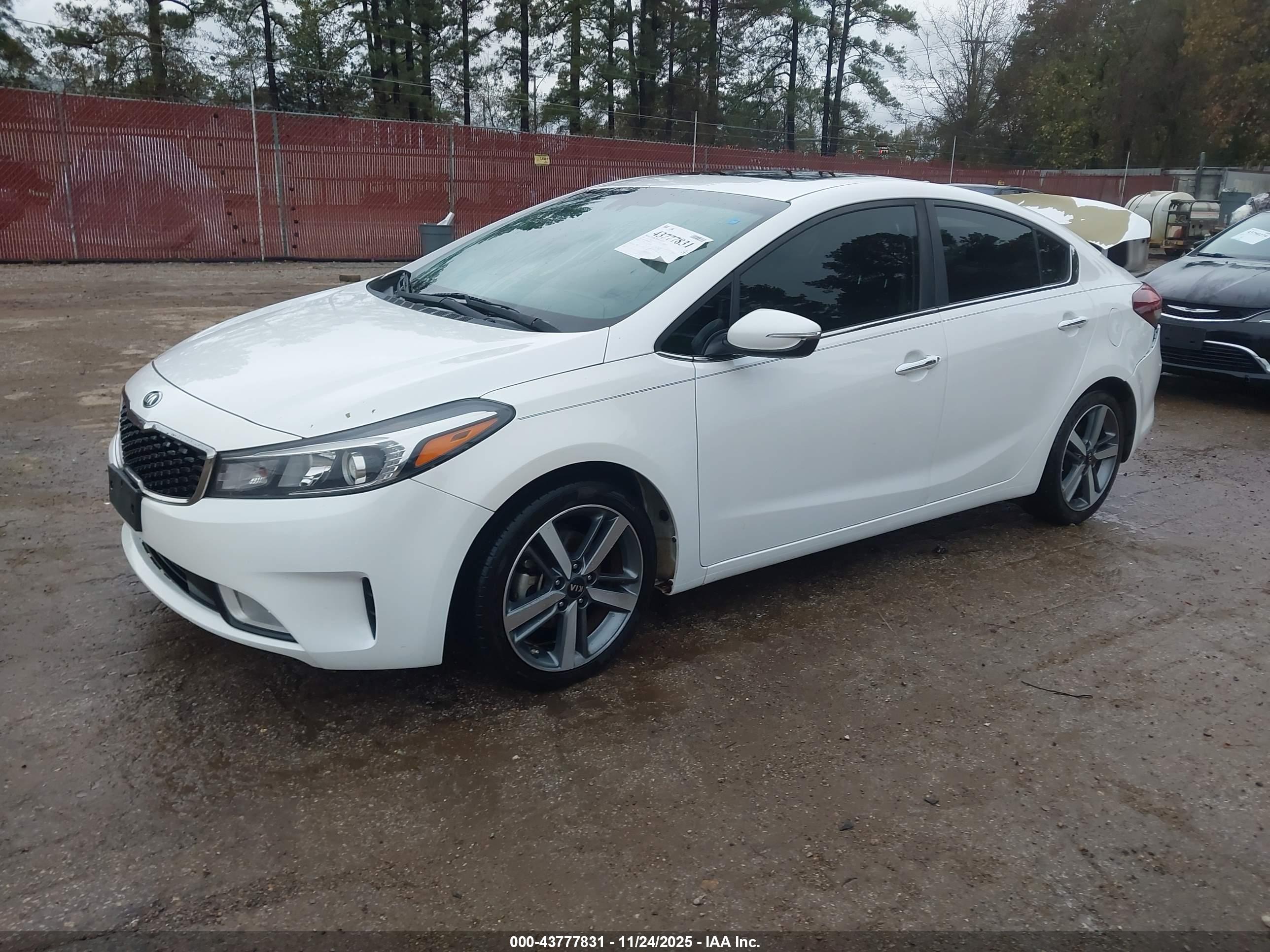 KIA FORTE image 2