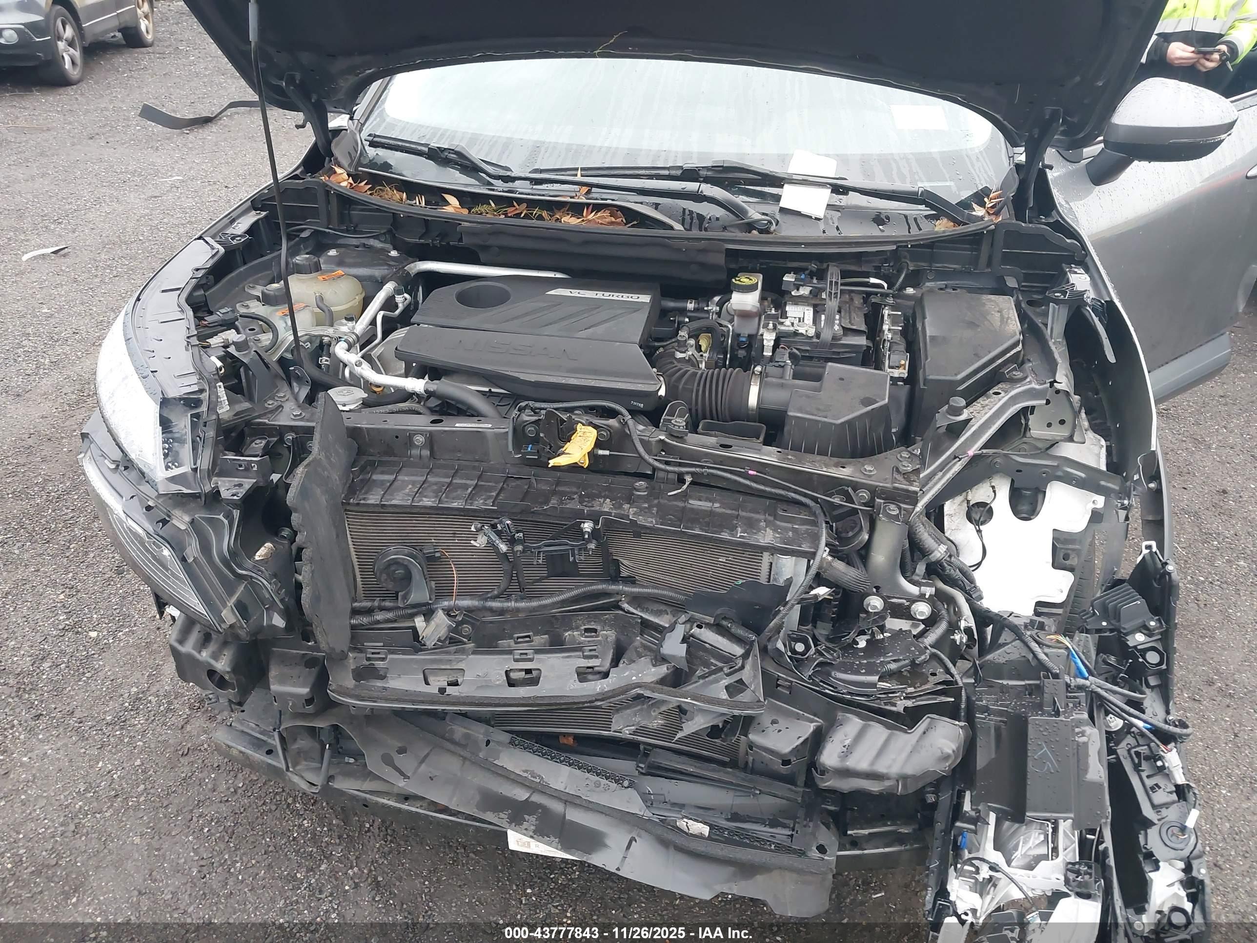 NISSAN ROGUE image 10