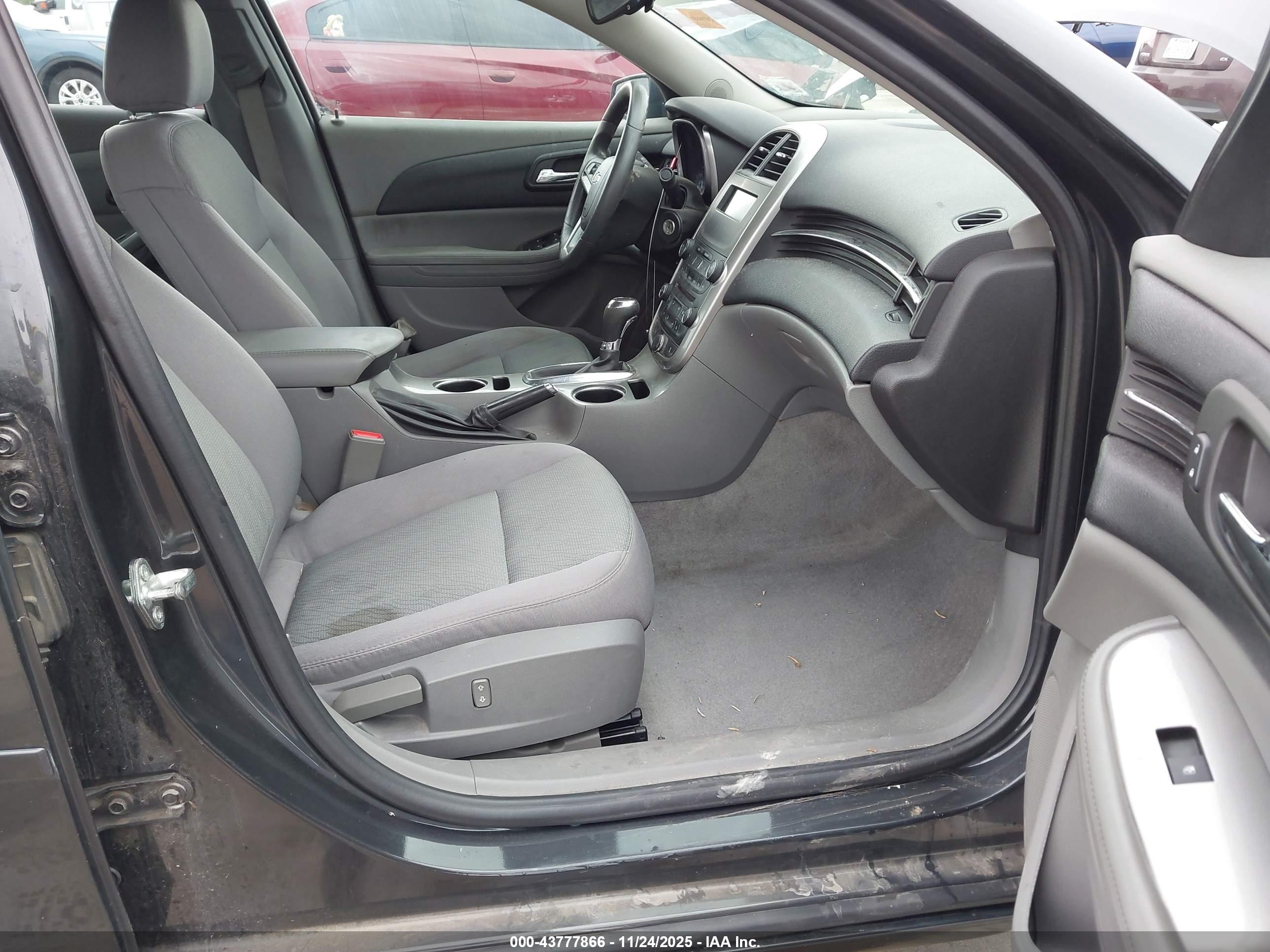 CHEVROLET MALIBU image 5