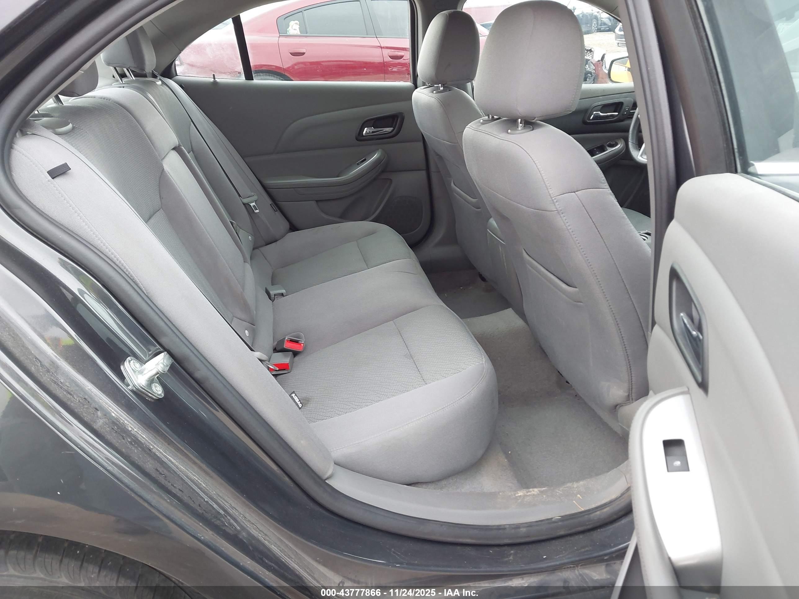 CHEVROLET MALIBU image 8