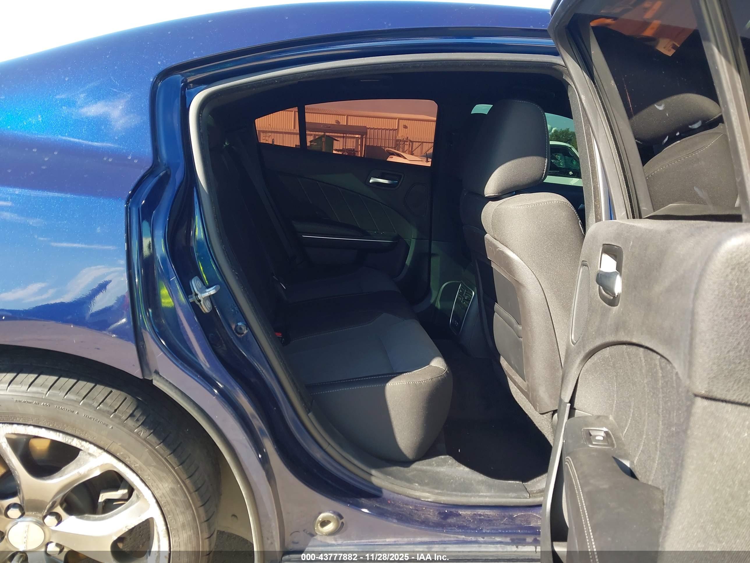 DODGE CHARGER image 8