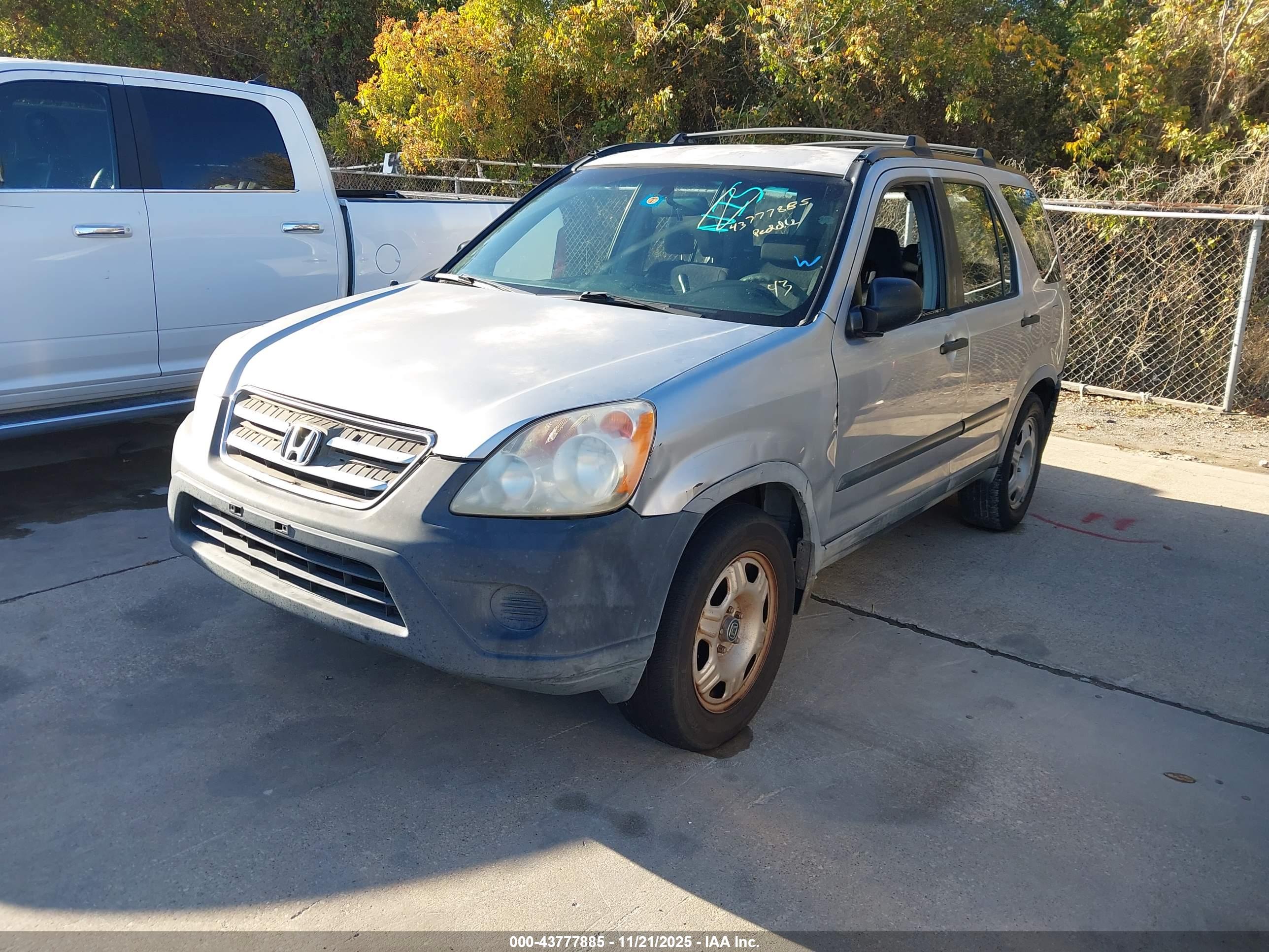 HONDA CR-V image 2