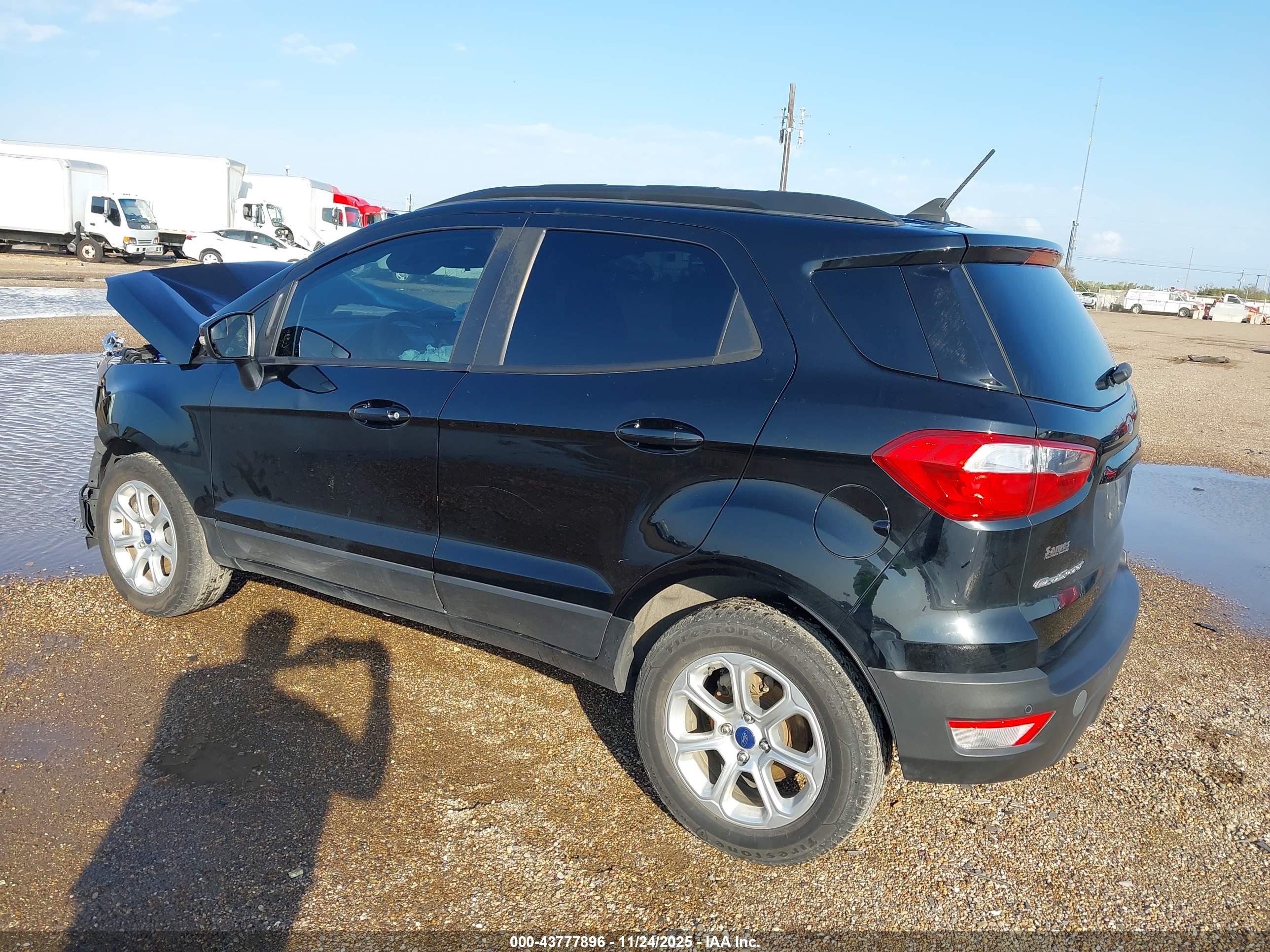 FORD ECOSPORT image 3