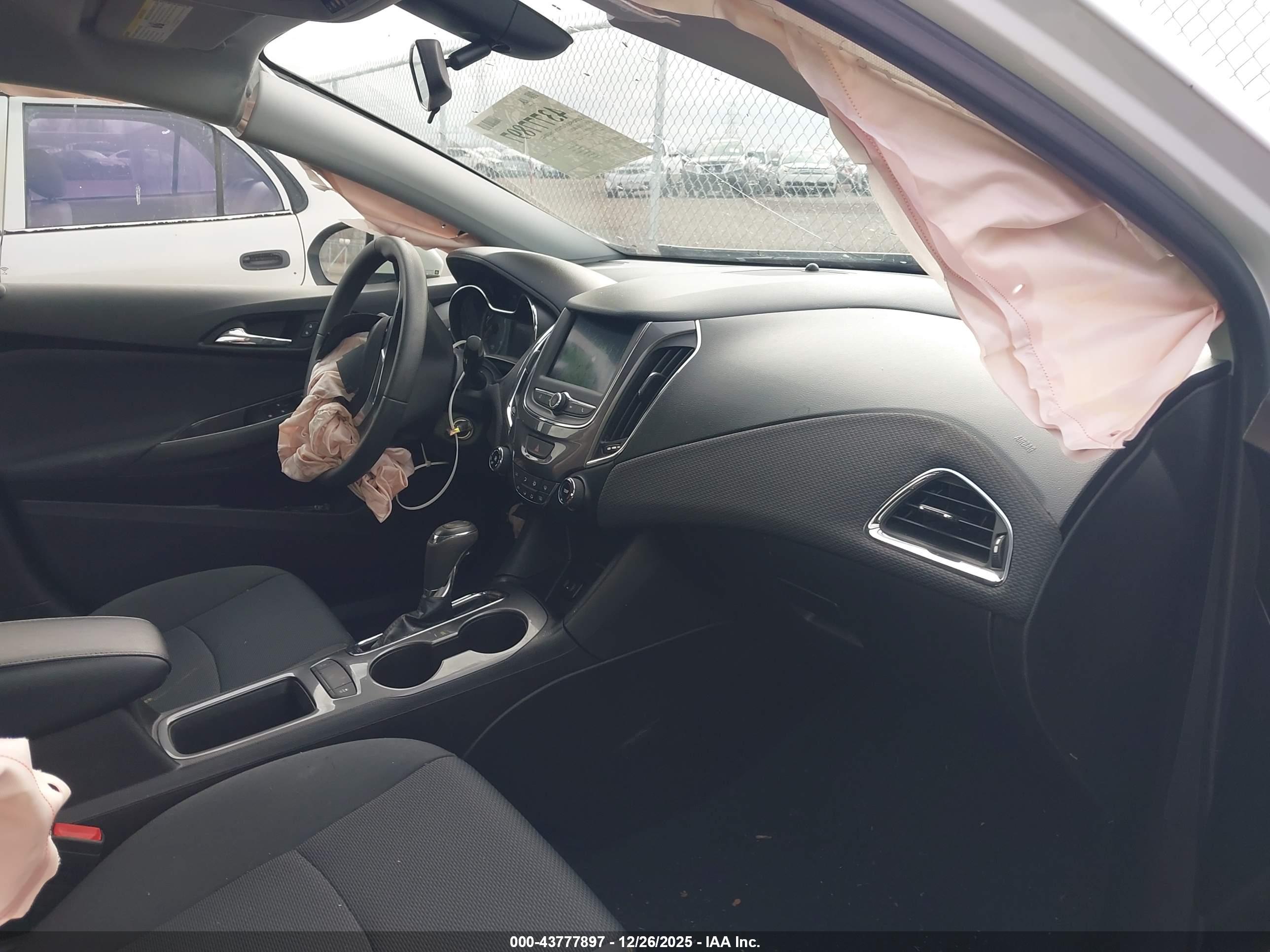 CHEVROLET CRUZE image 5