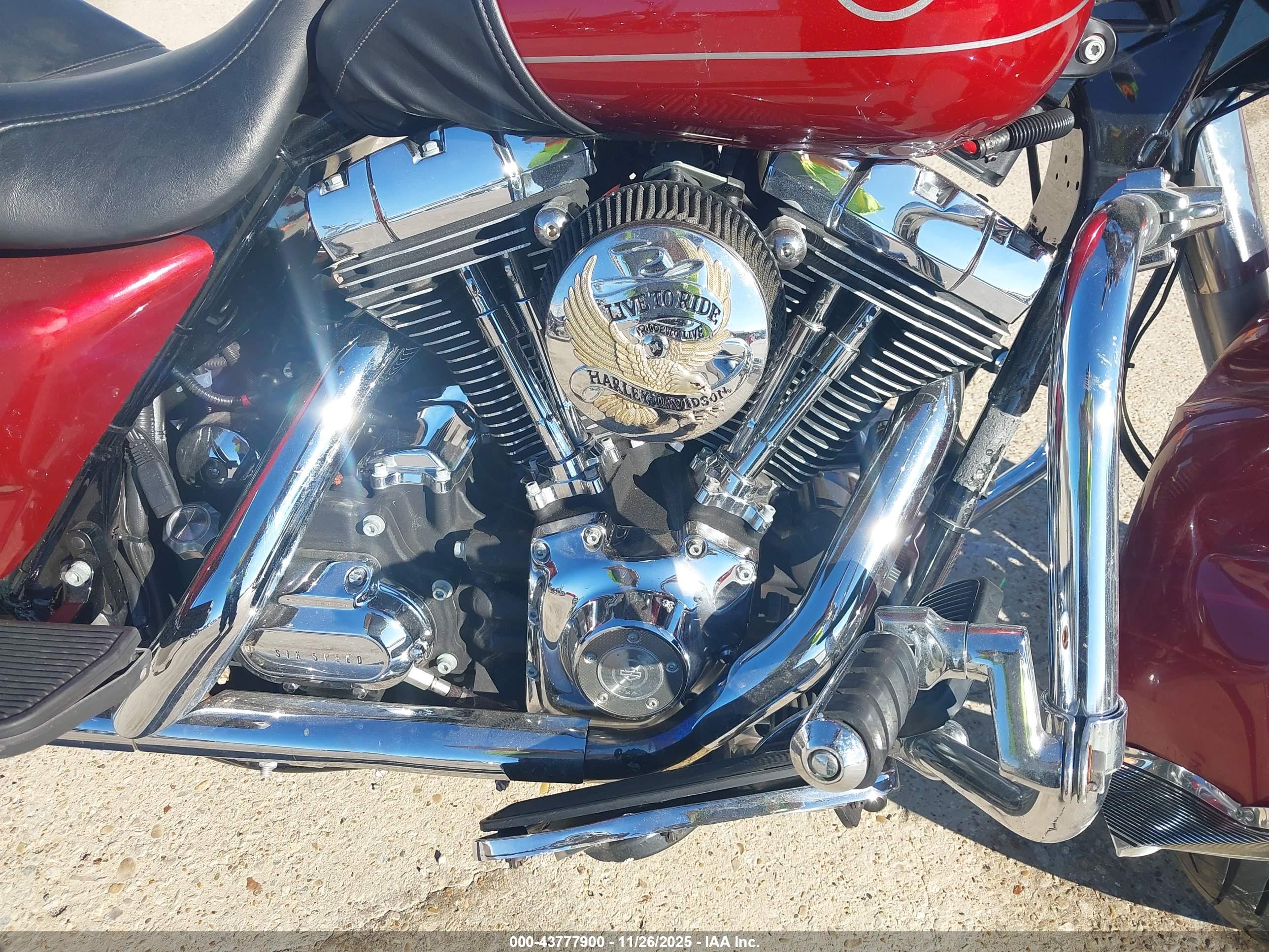 HARLEY-DAVIDSON FLHR image 8