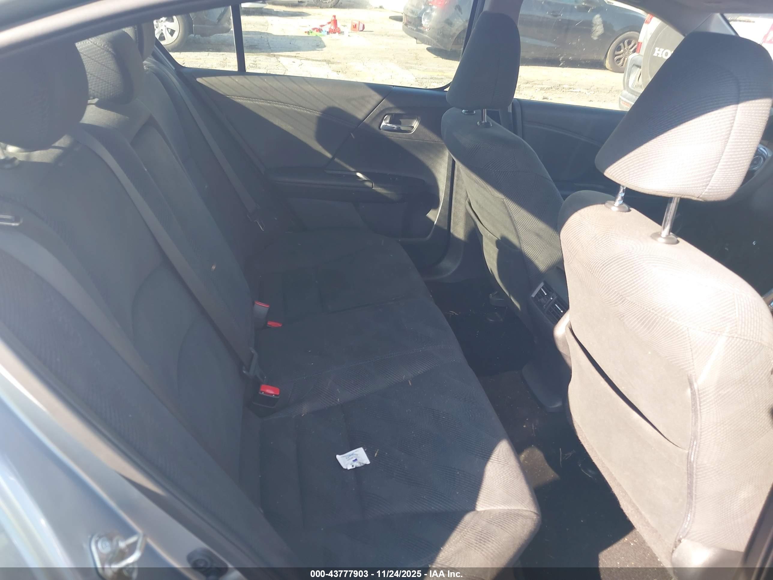 HONDA ACCORD image 8