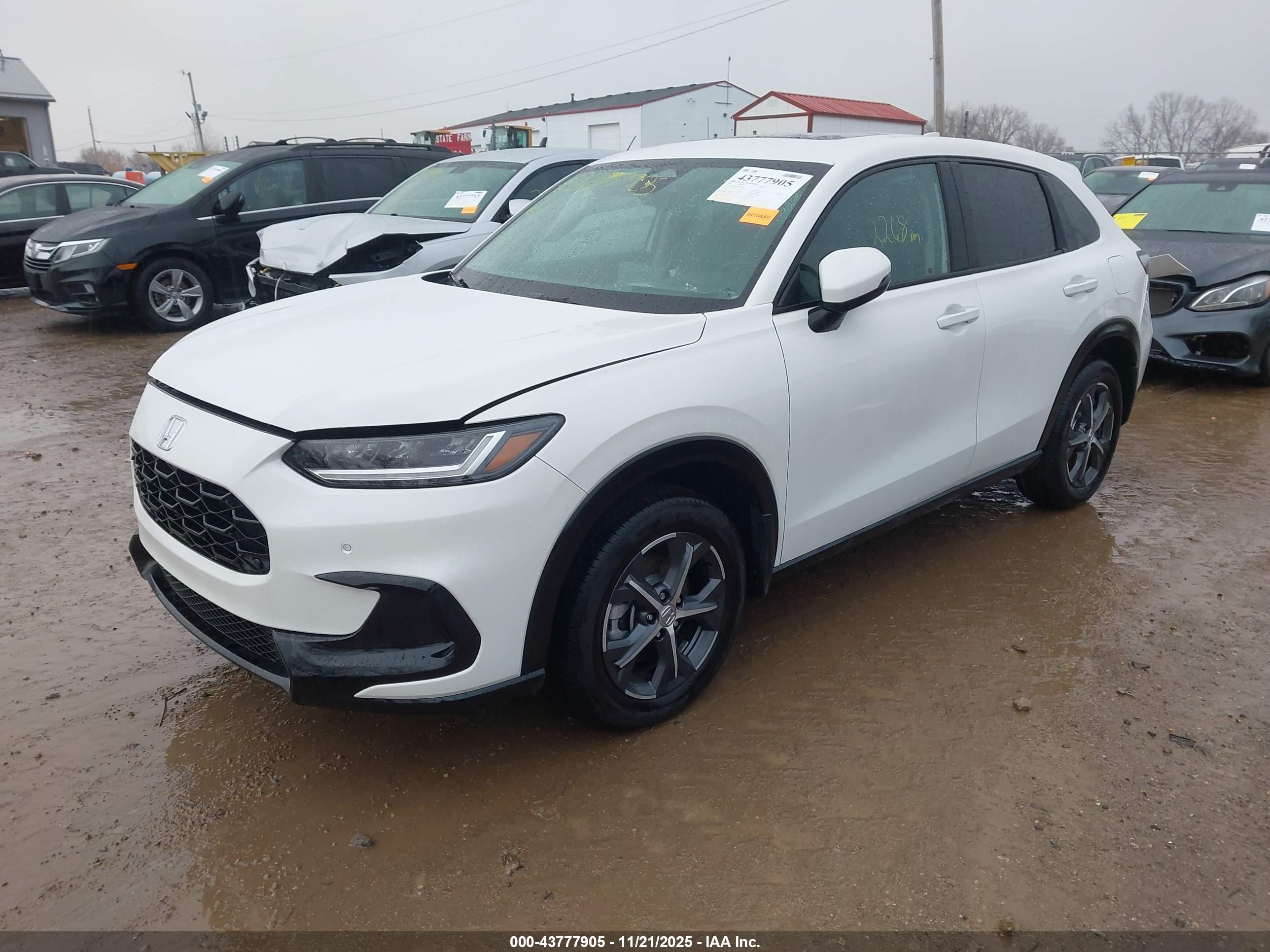 HONDA HR-V image 2