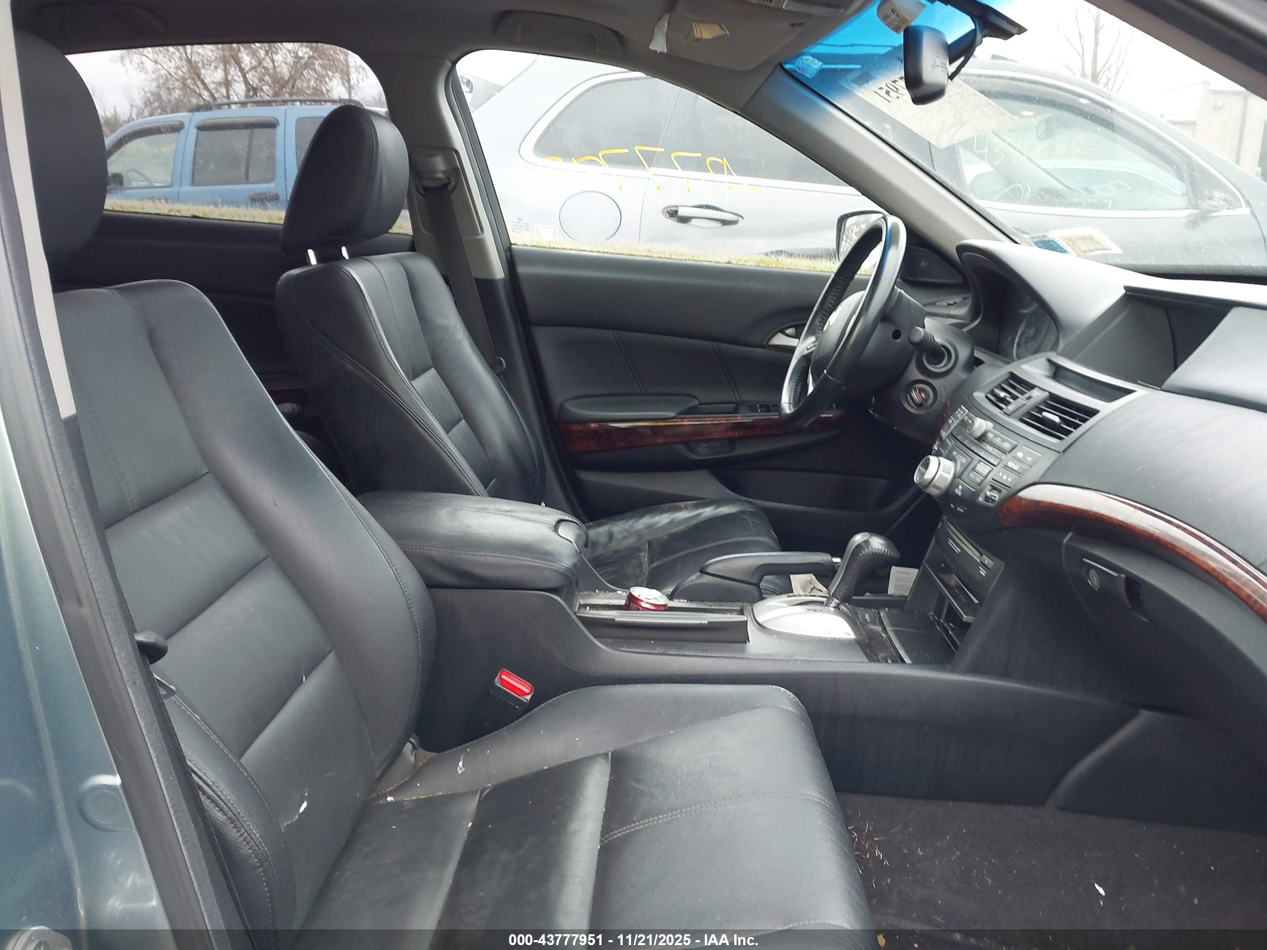 HONDA ACCORD image 5