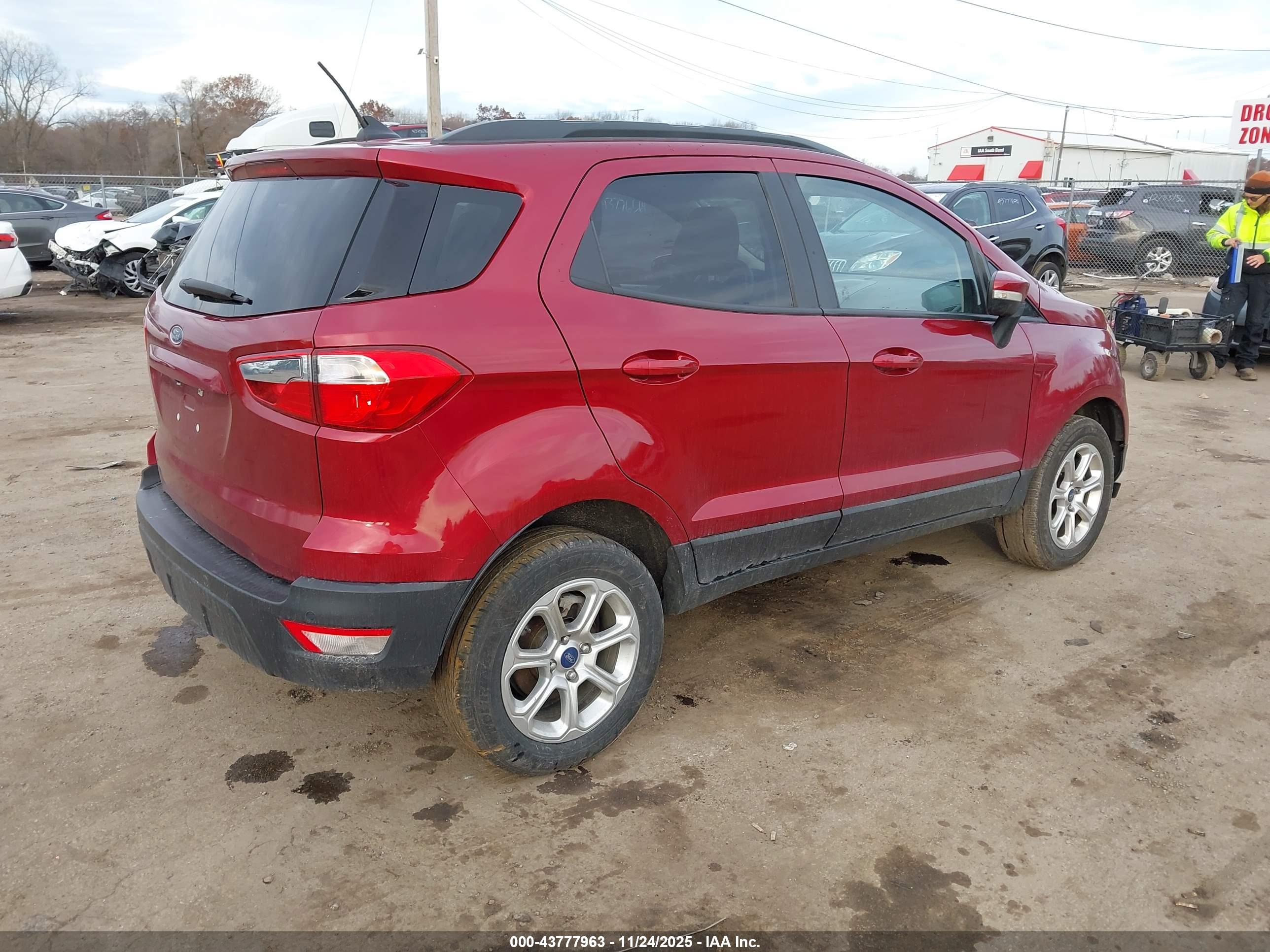 FORD ECOSPORT image 4