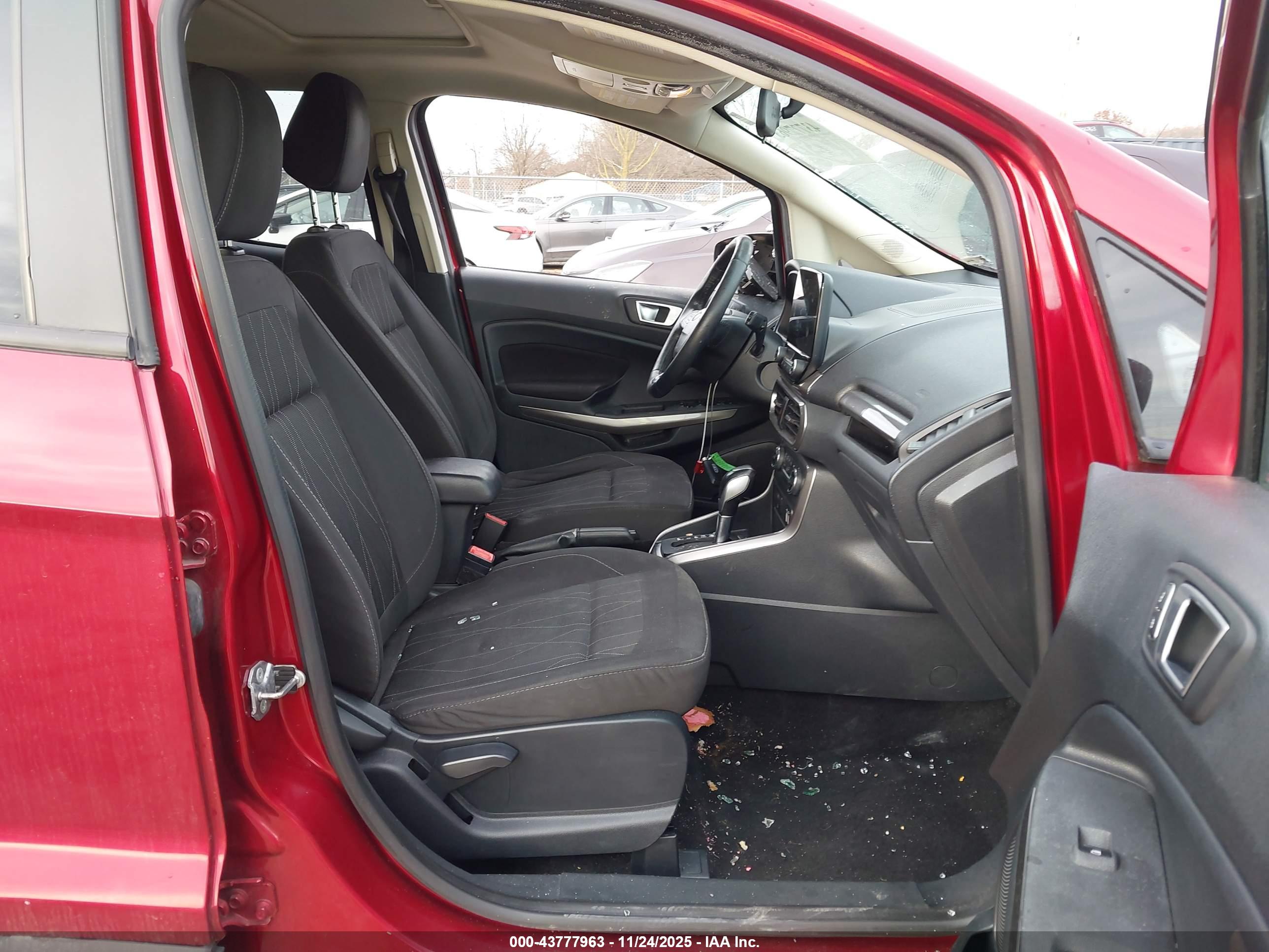 FORD ECOSPORT image 5