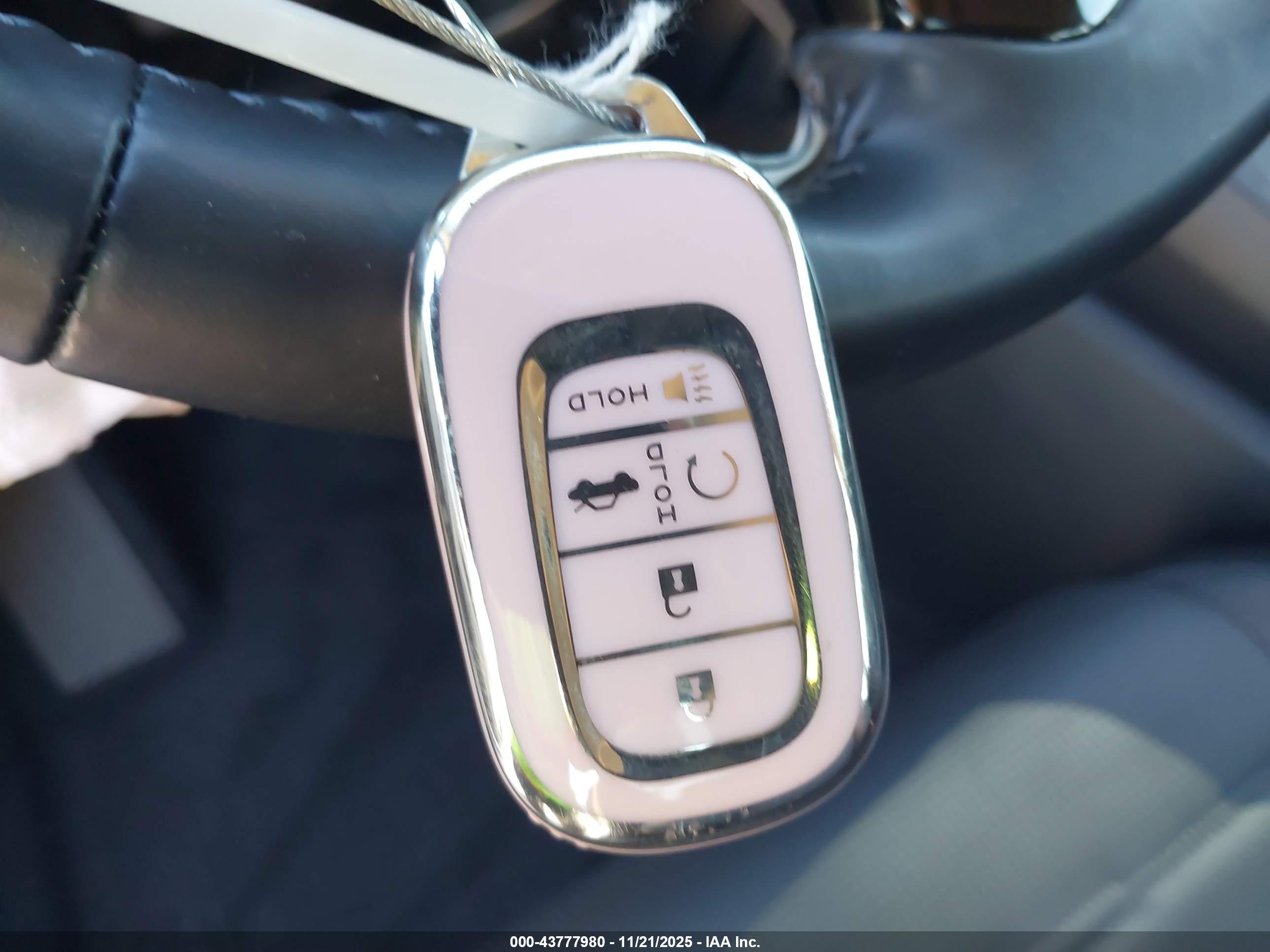 HONDA CR-V image 11